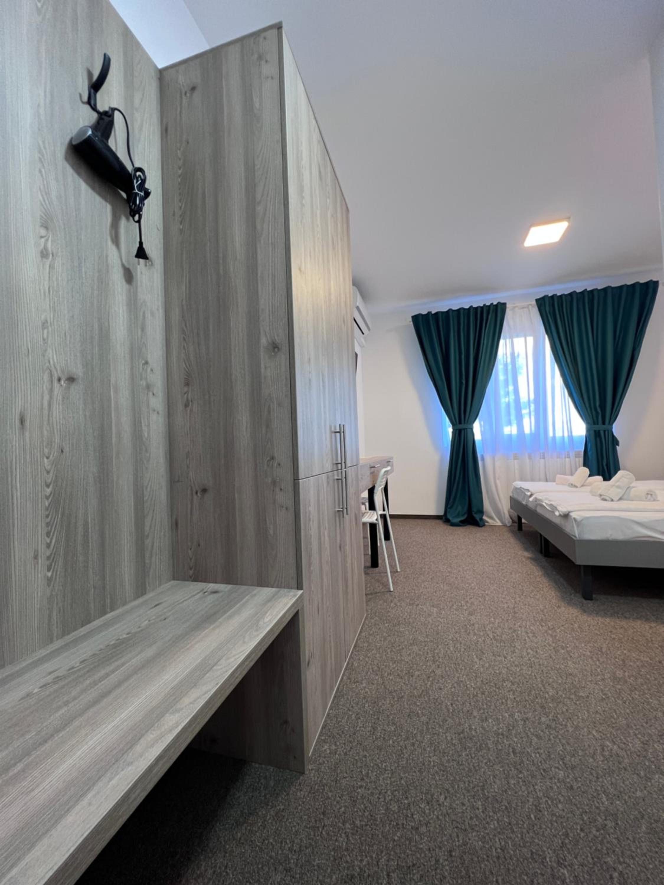 Double Room - Photo 3