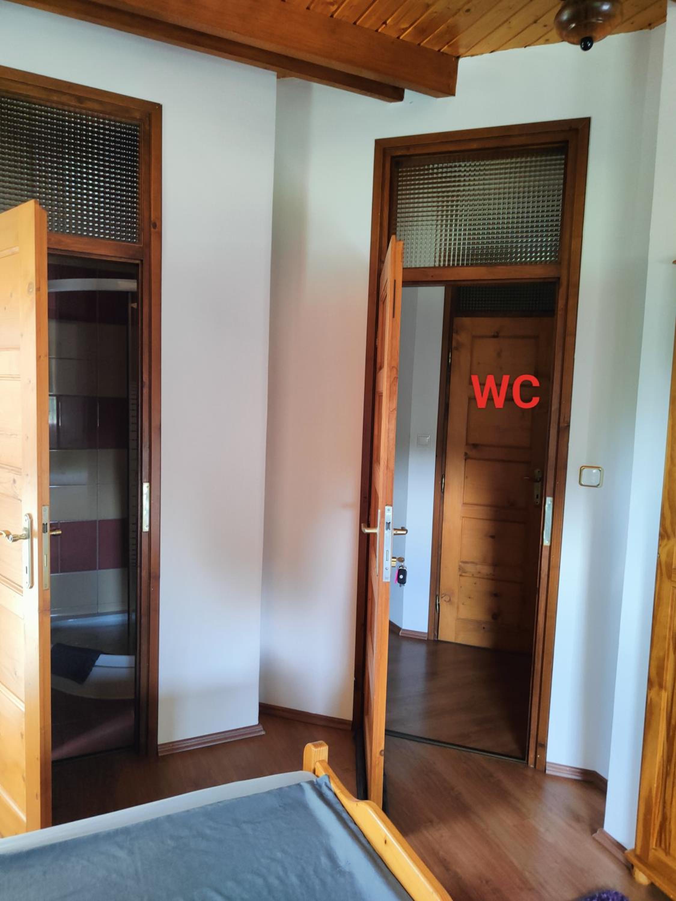Economy Twin Room - Photo 1