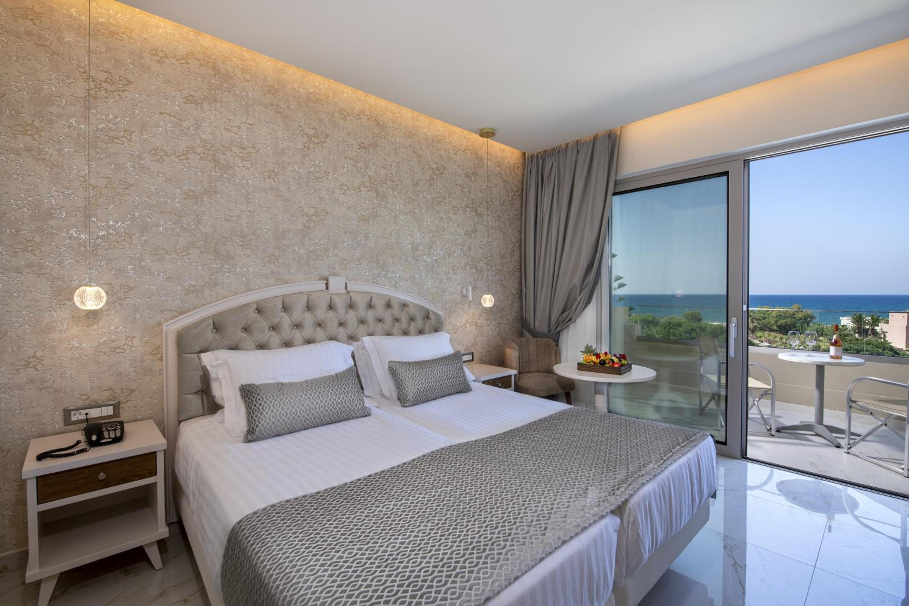 Quarto Individual com Vista para o Mar - no Edifício Principal