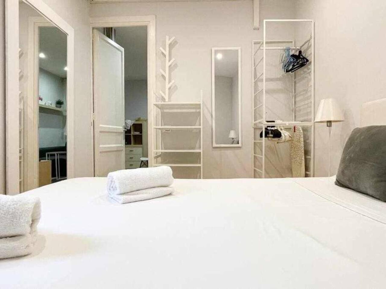 One-Bedroom Apartment photo 3