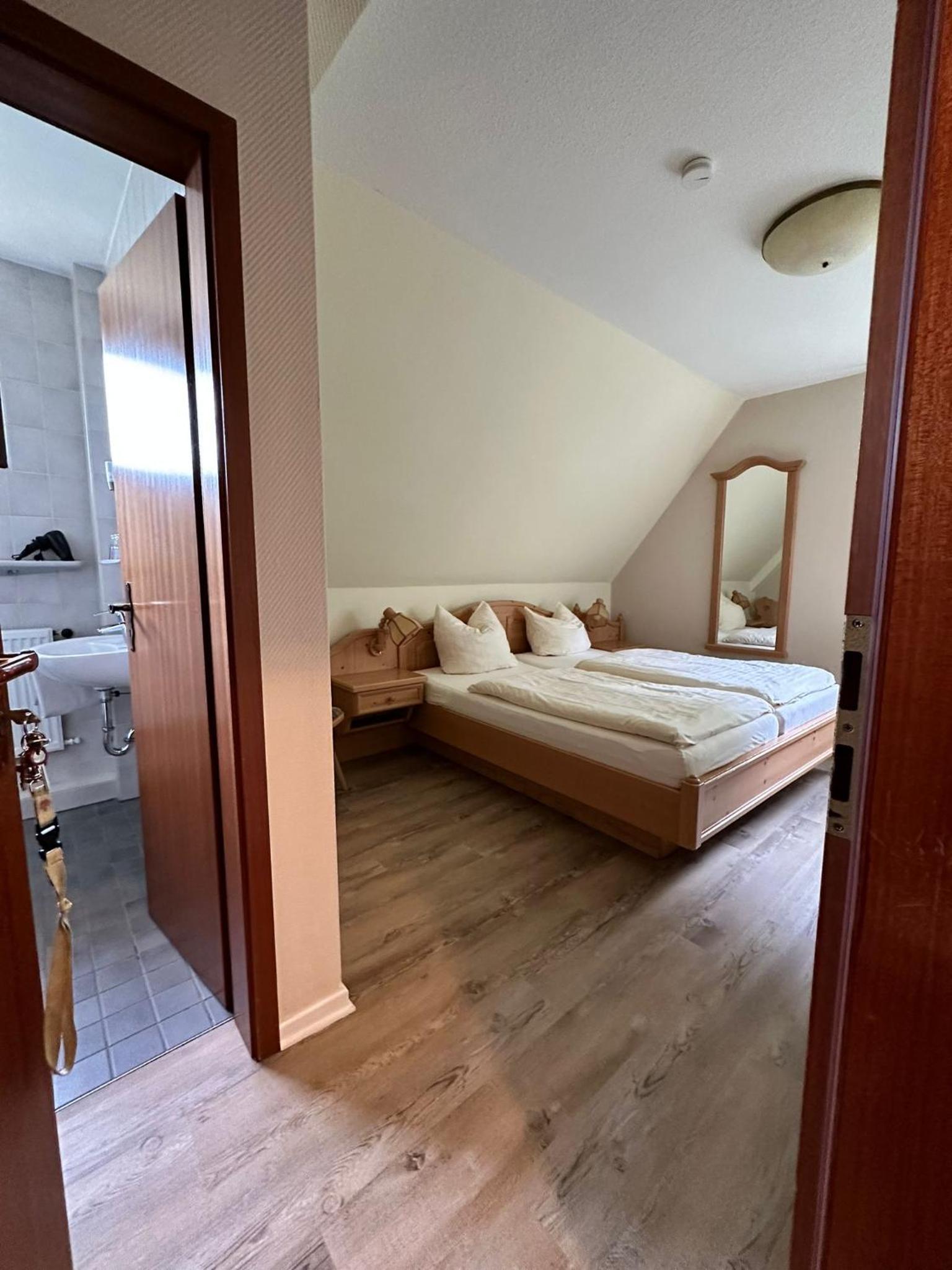 Standard Double Room photo 1