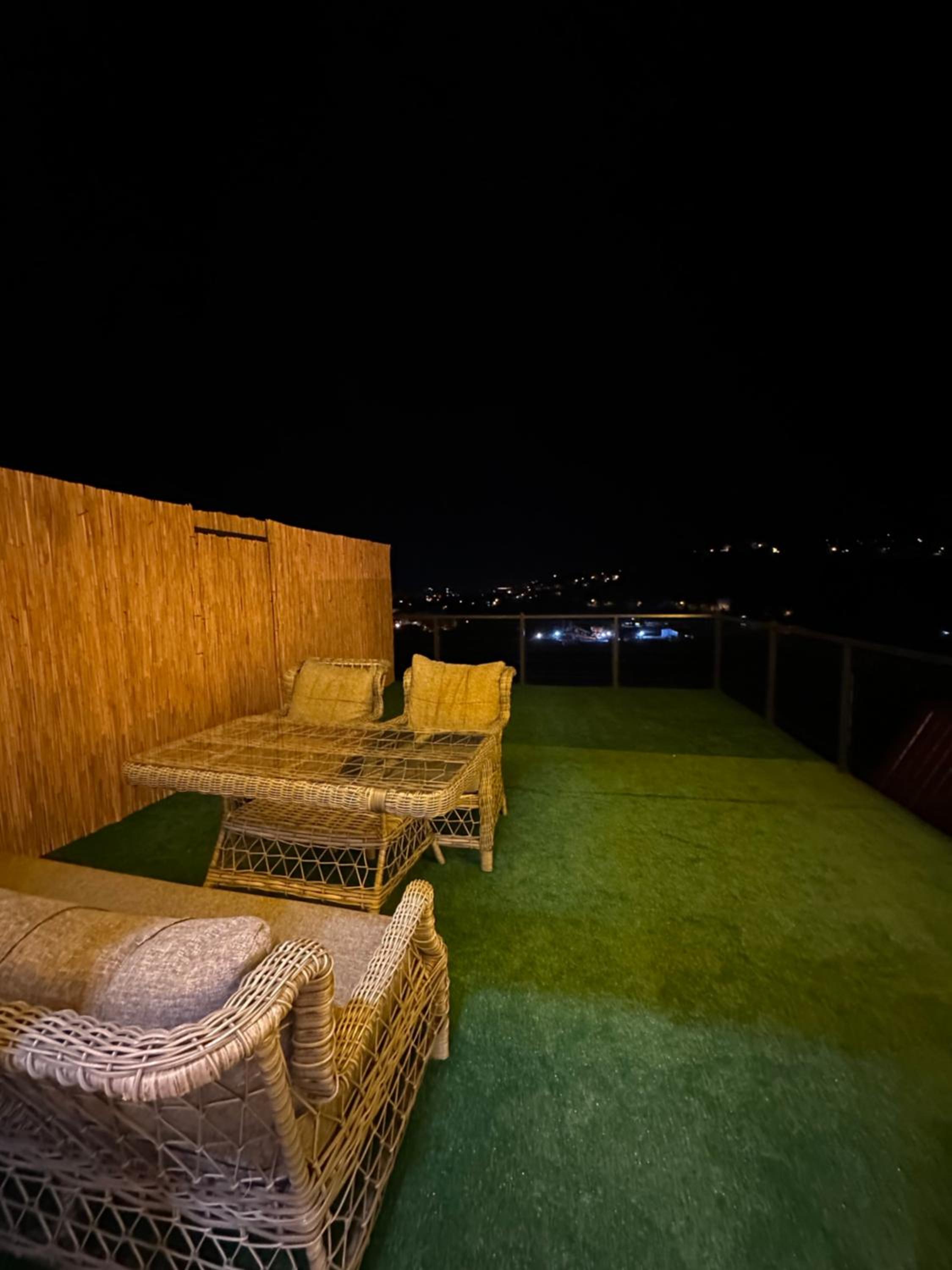 Suite with Terrace - Photo 12