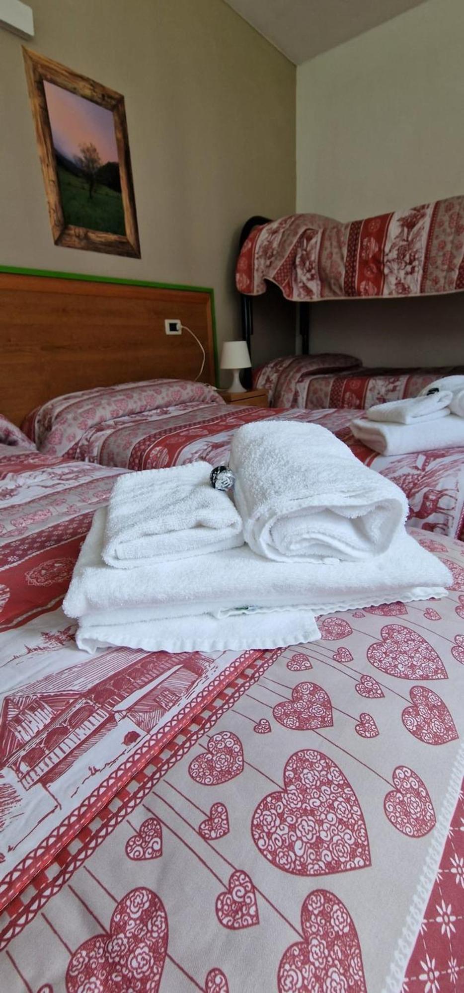 Quadruple Room - Photo 2