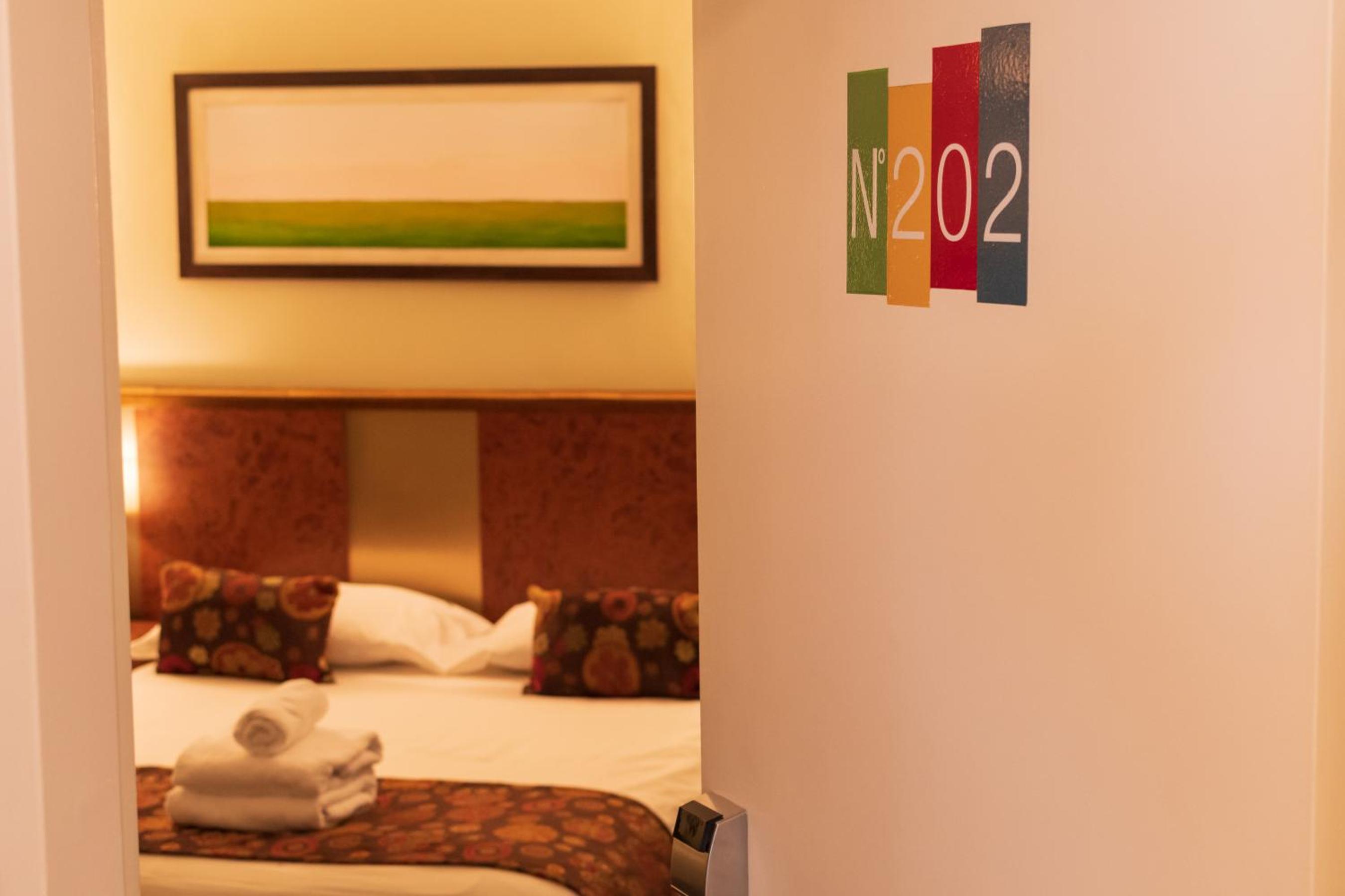 Junior Suite (2 Adults)