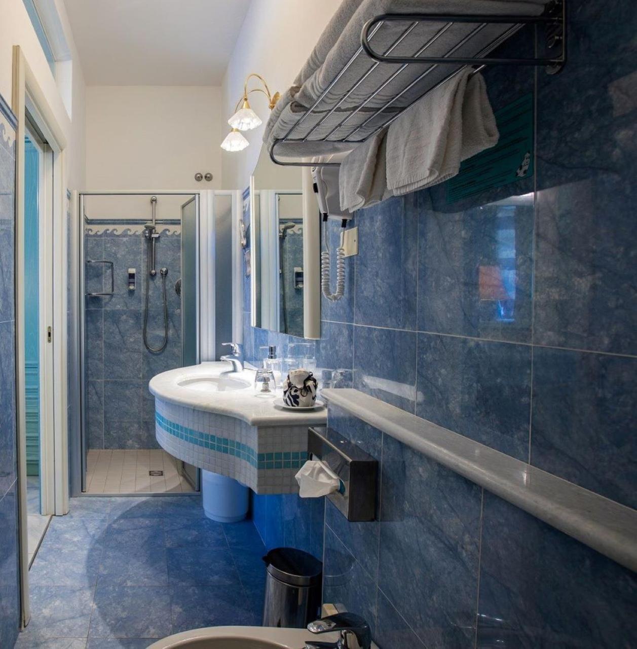 Junior Suite with Sea View photo 3