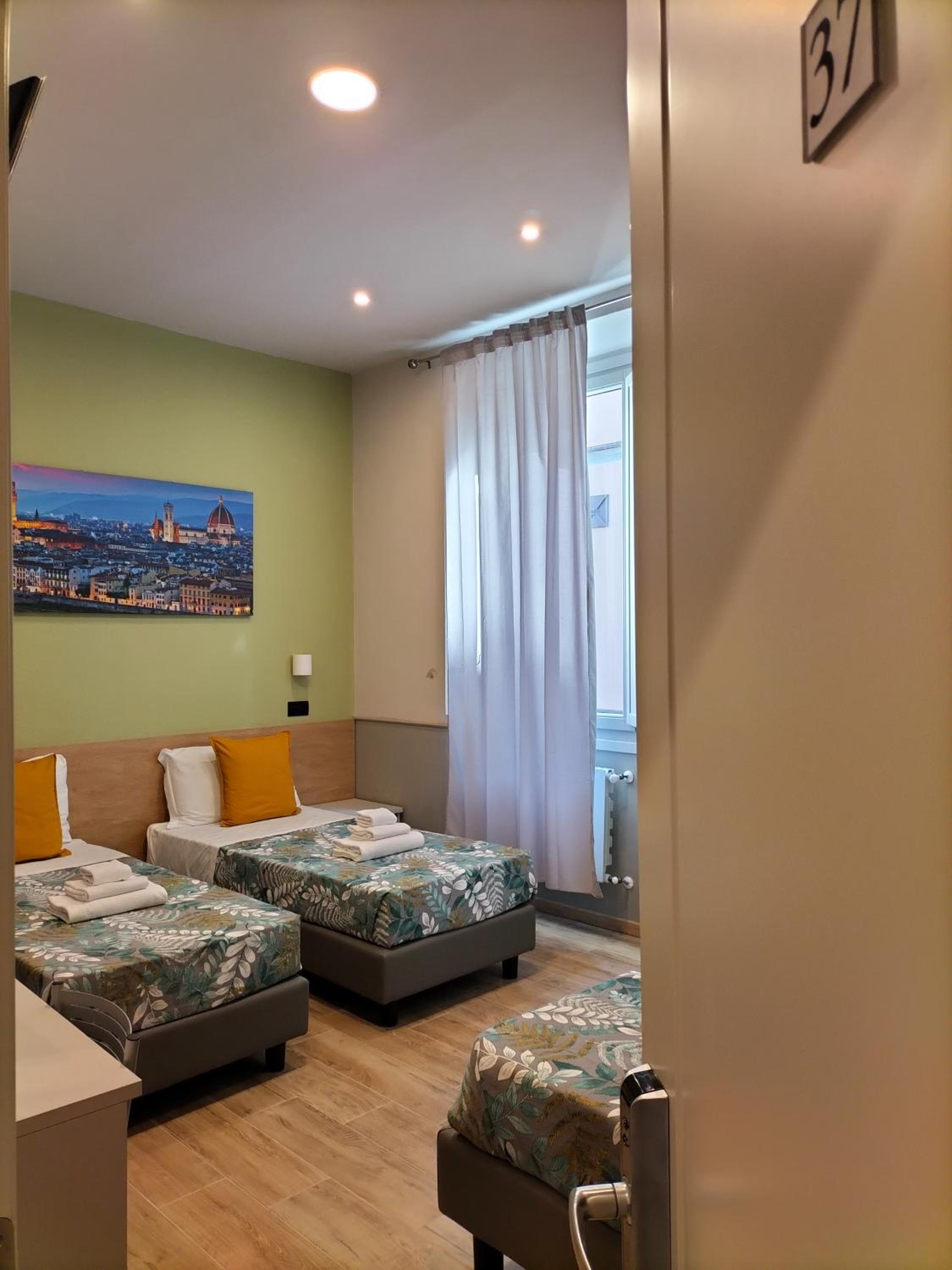 Standard Triple Room photo 1