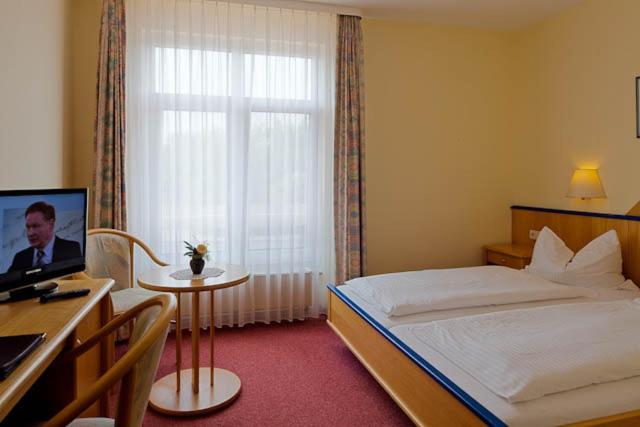 Single Room photo 2