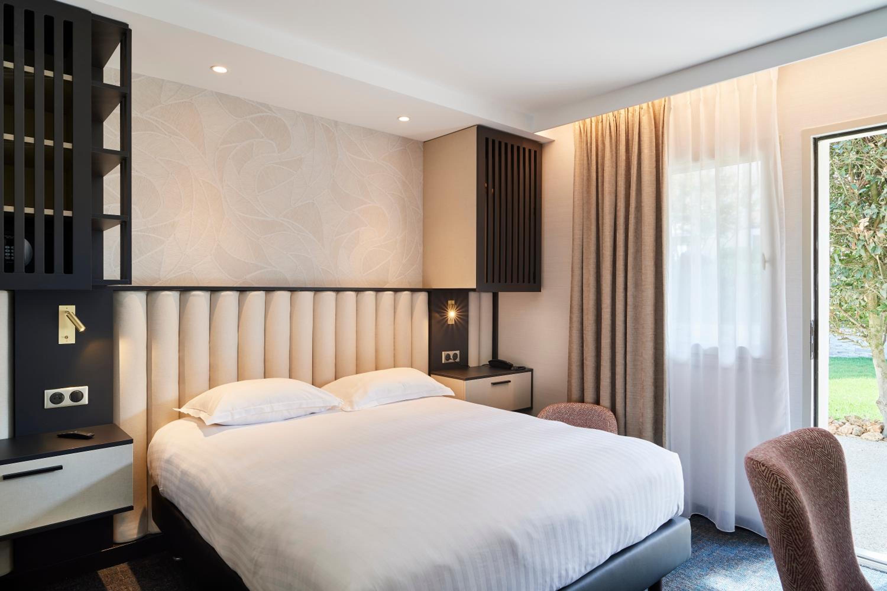 Standard Double Room - Non-Smoking - Photo 1
