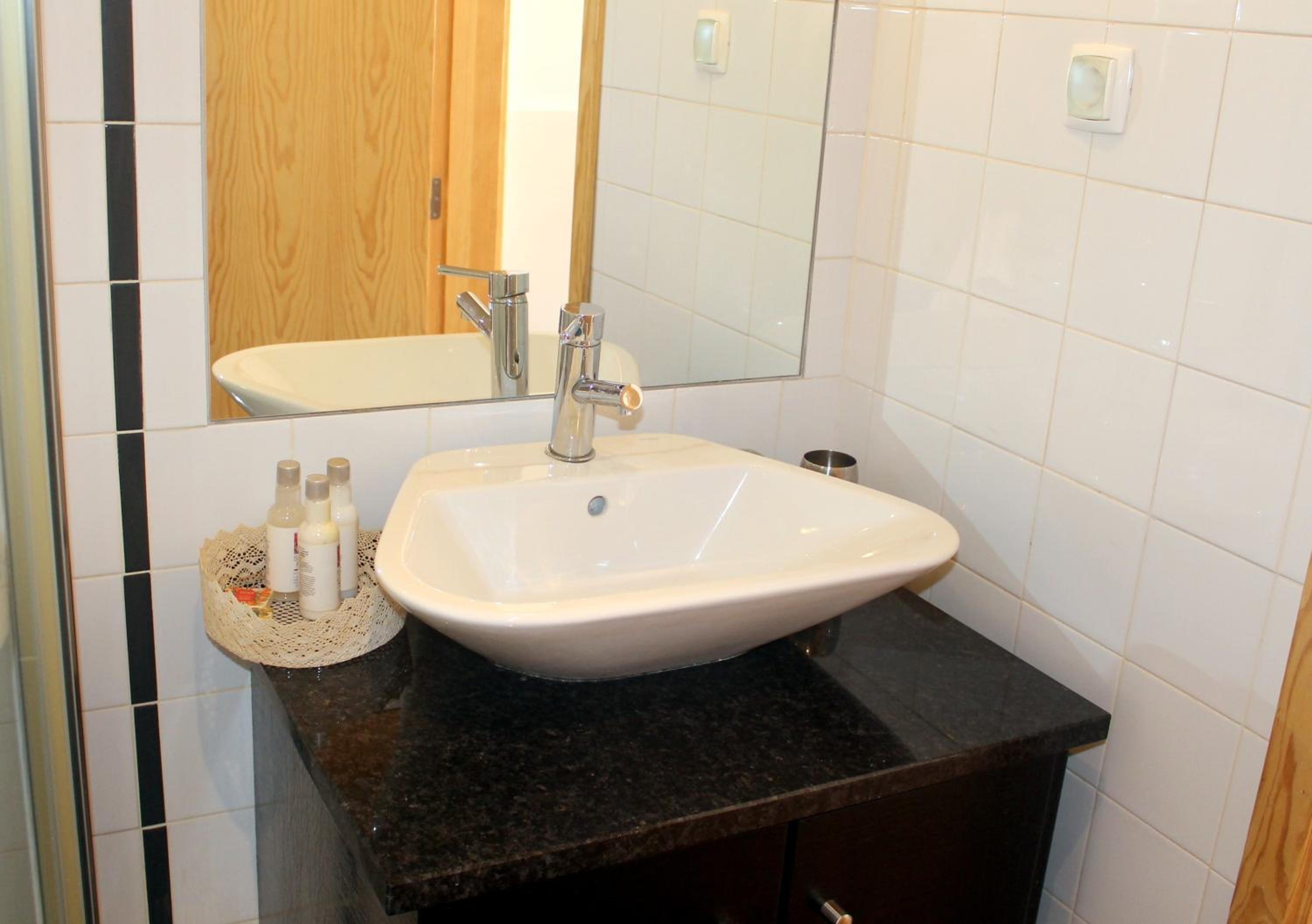 Apartment - Split Level - Photo 28