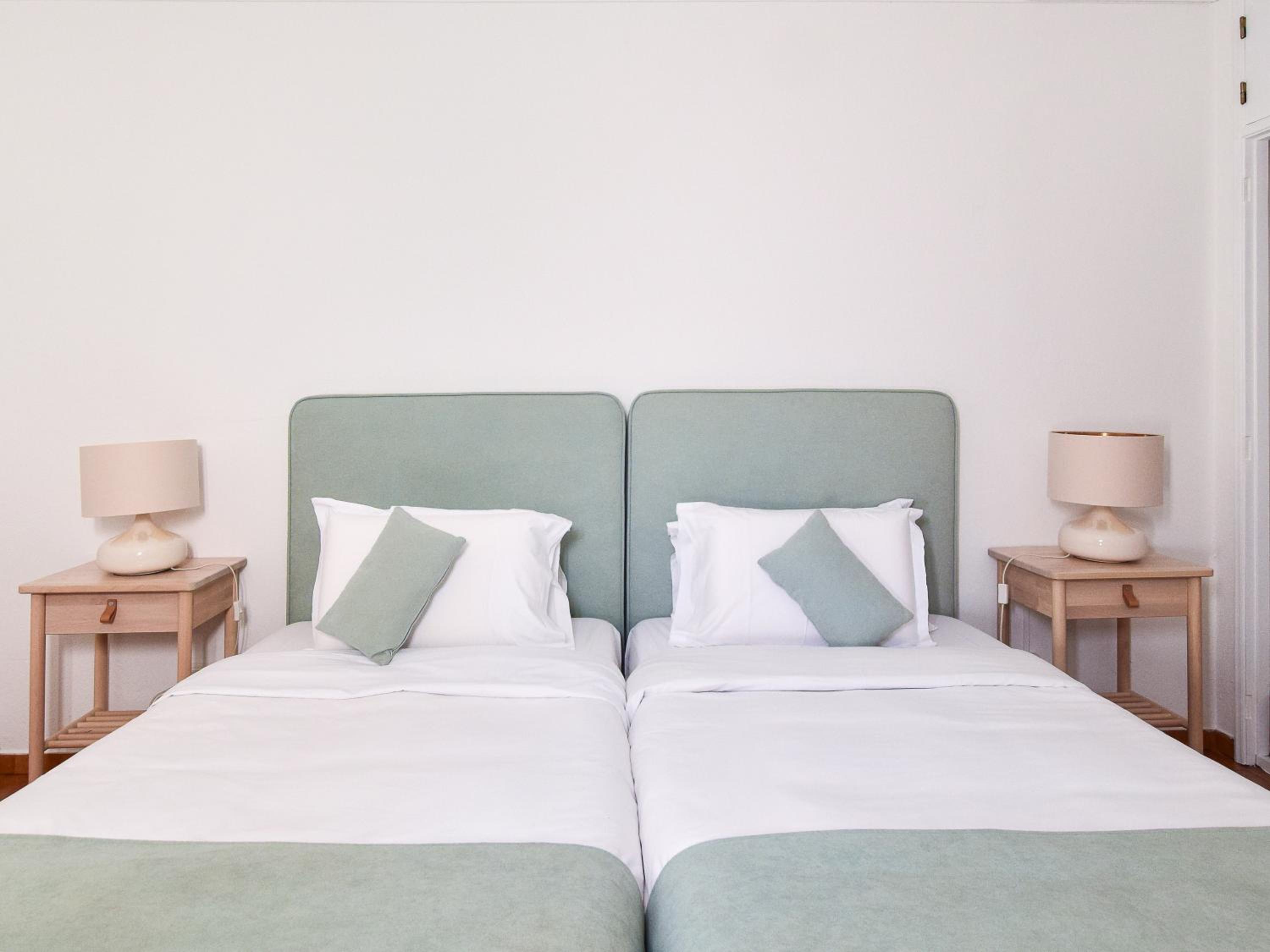 Standard Twin Room photo 2