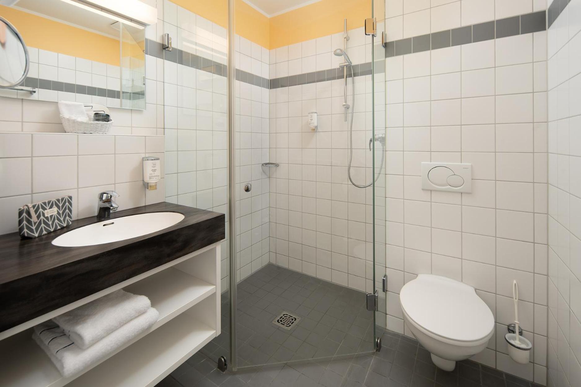 Single Room with Balcony photo 2