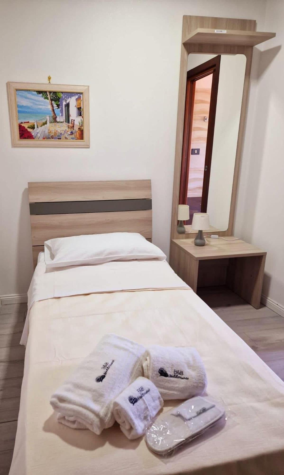 Single Room photo 1