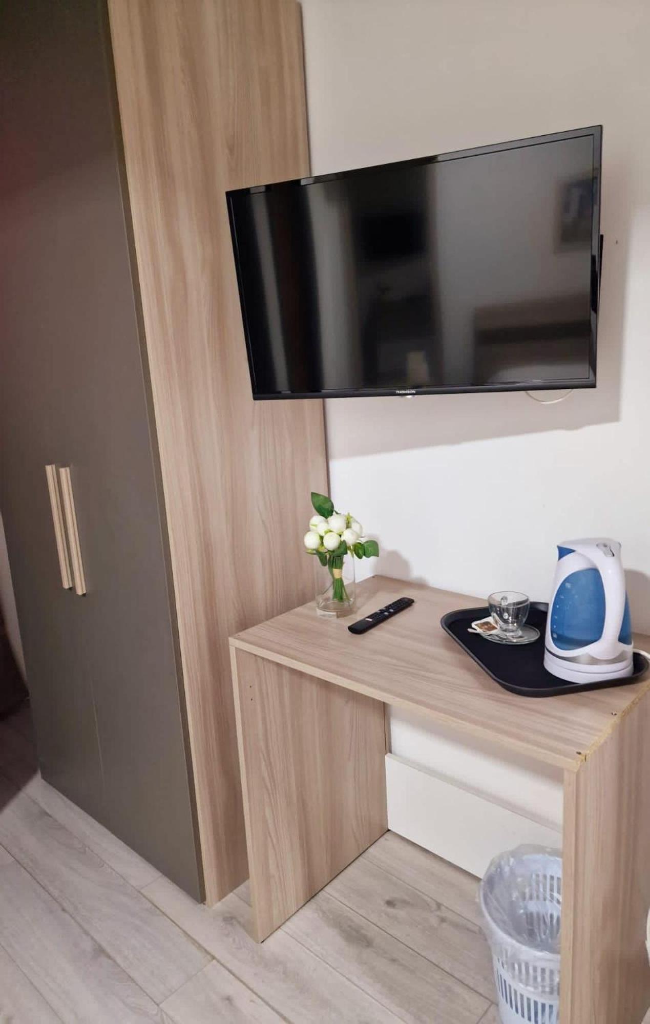Single Room photo 2