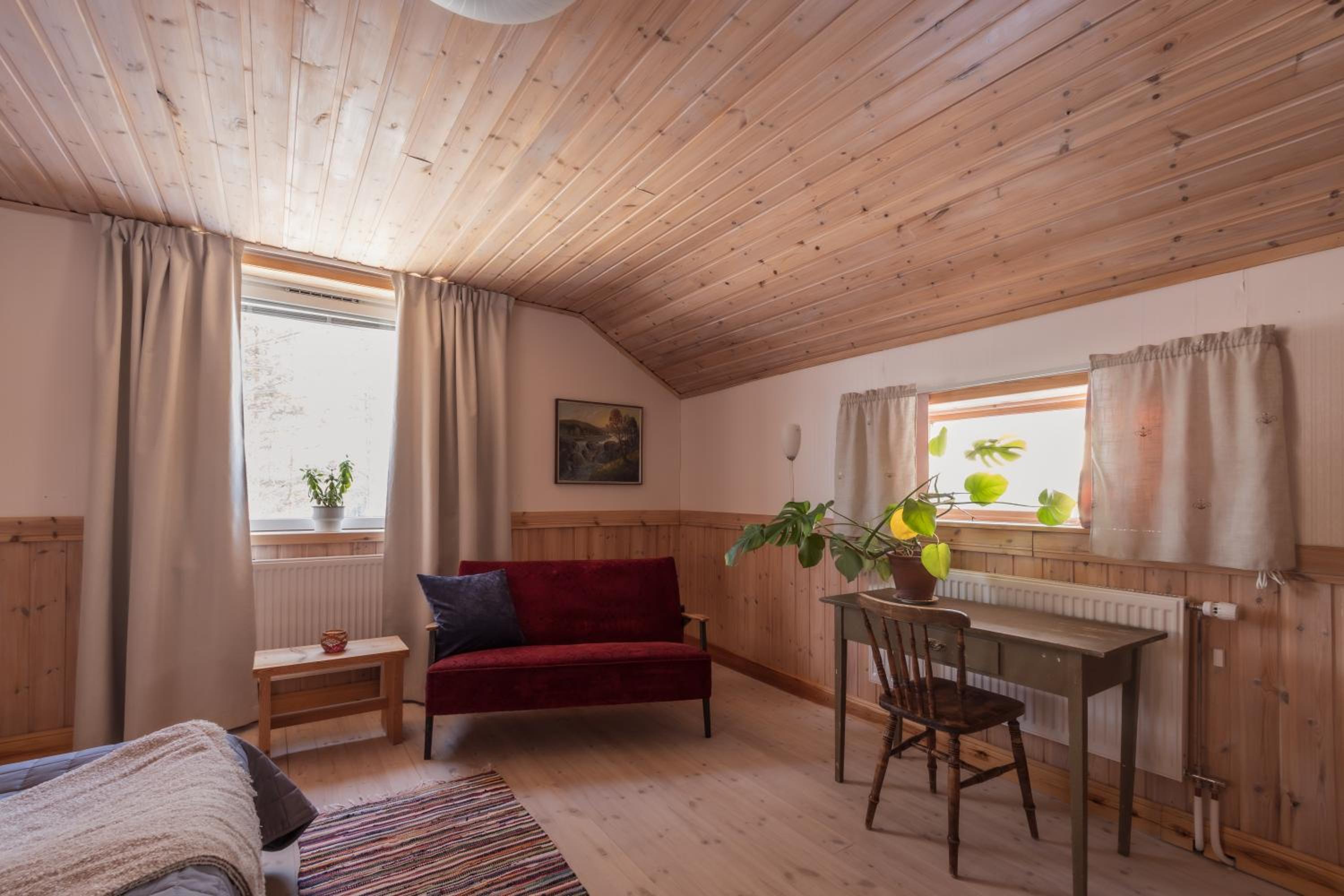 Large Double Room photo 2