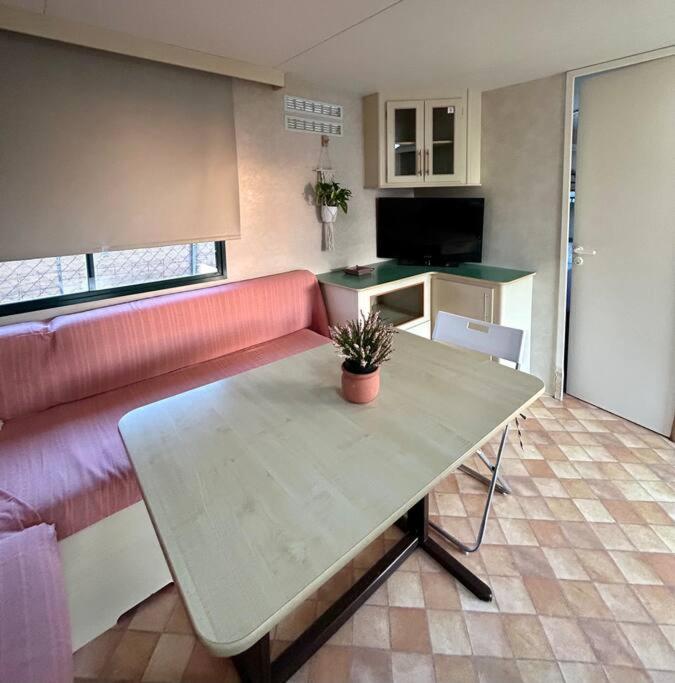 Two-Bedroom House photo 2