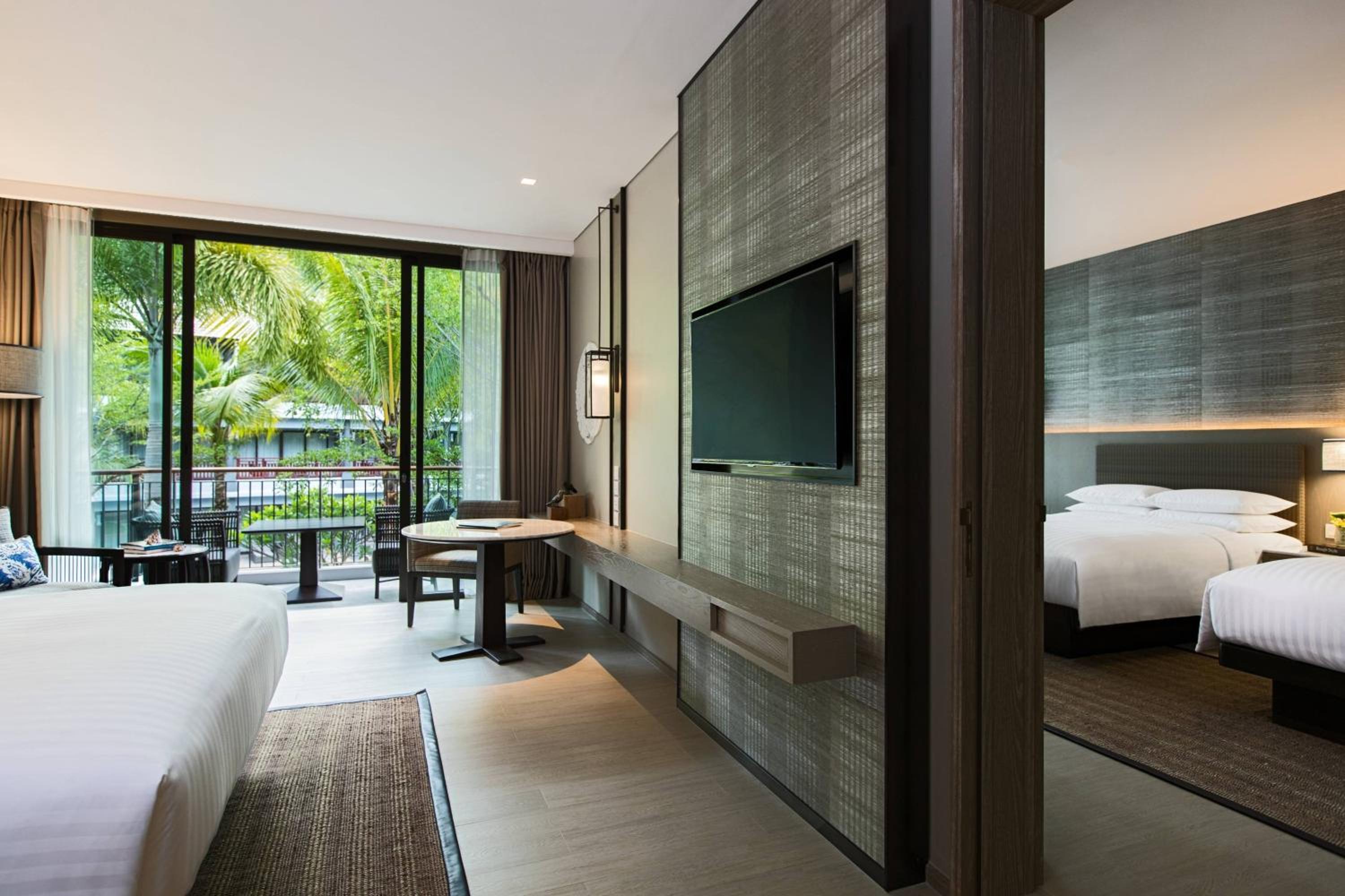 Family Room, Guest room, Balcony
