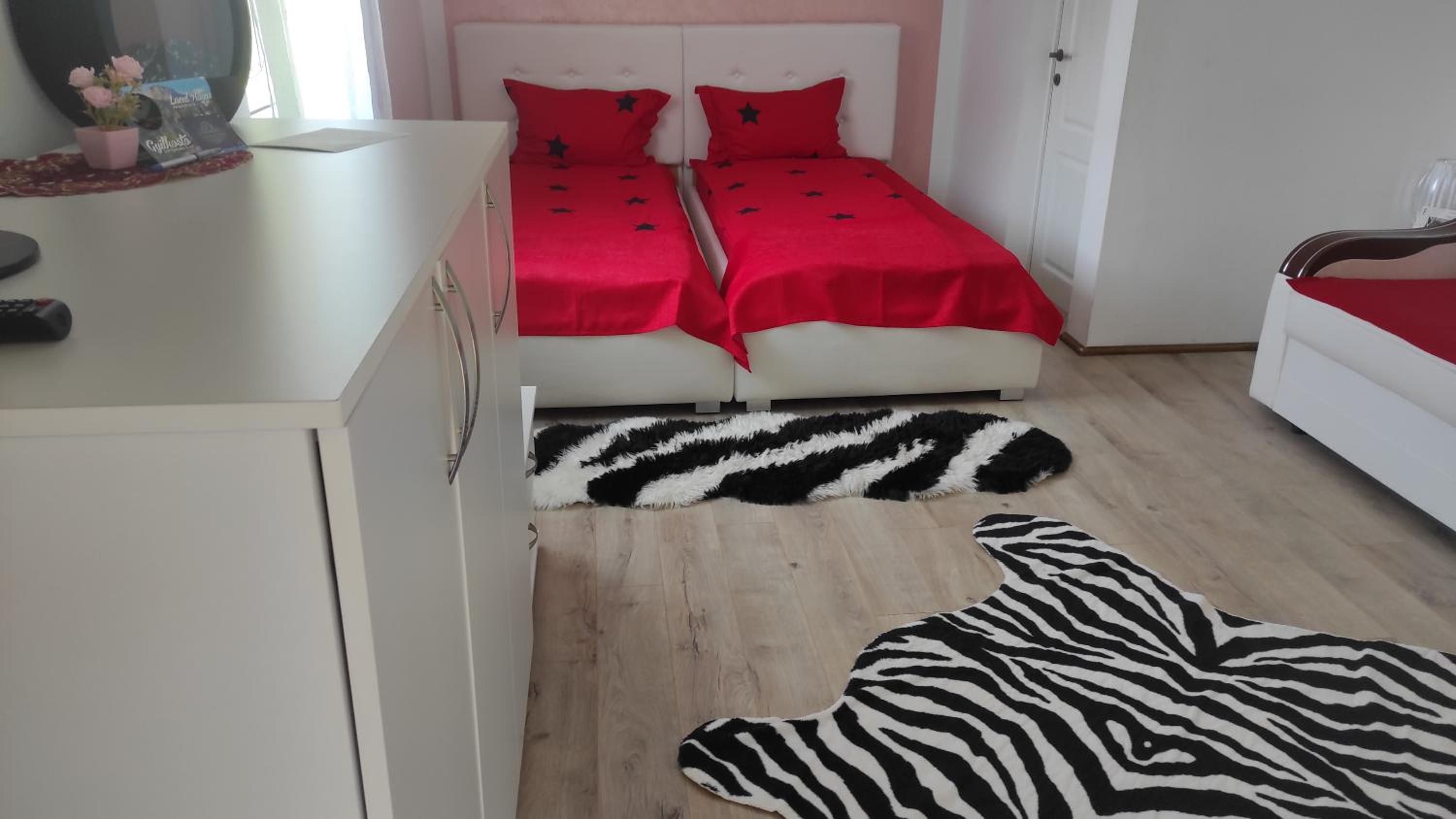 Deluxe Double or Twin Room - Photo 27