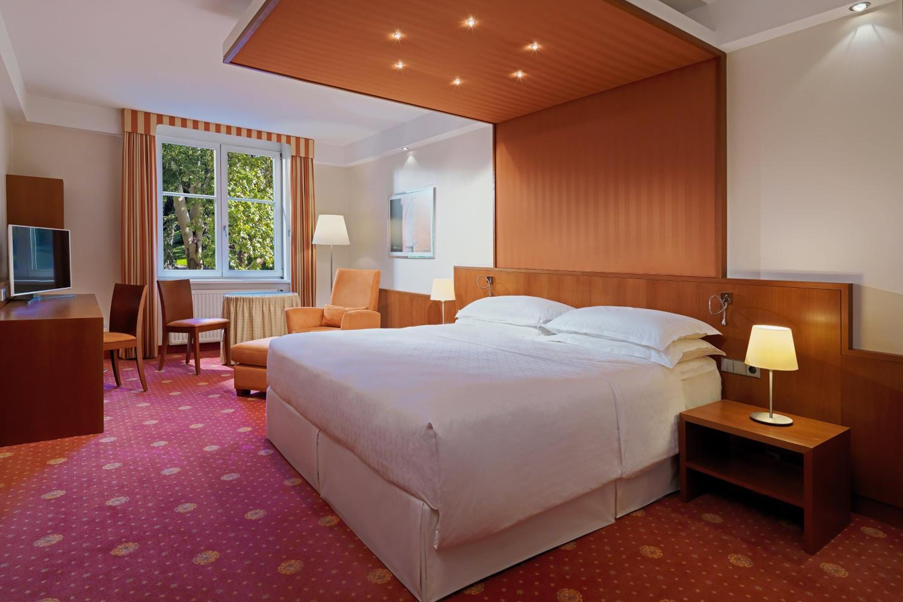Classic Double Room - Photo 1