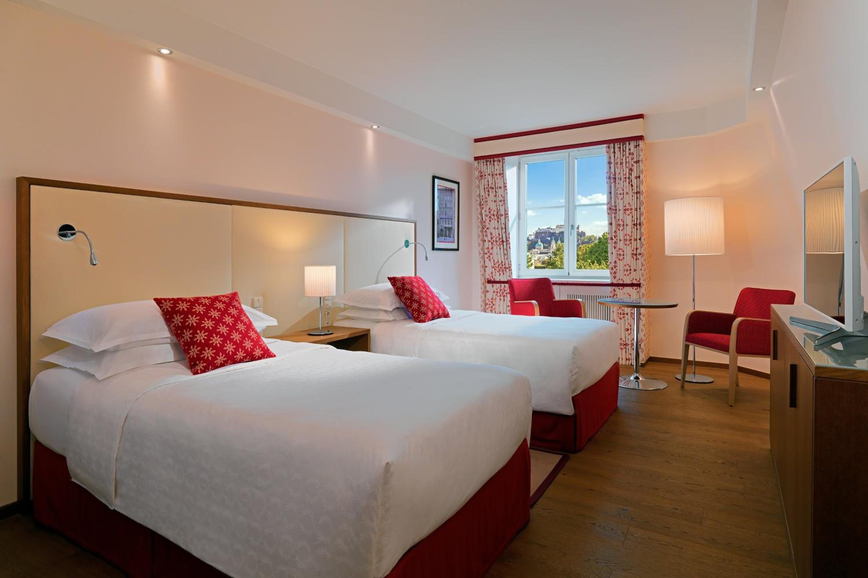 Deluxe Twin Room - Photo 3