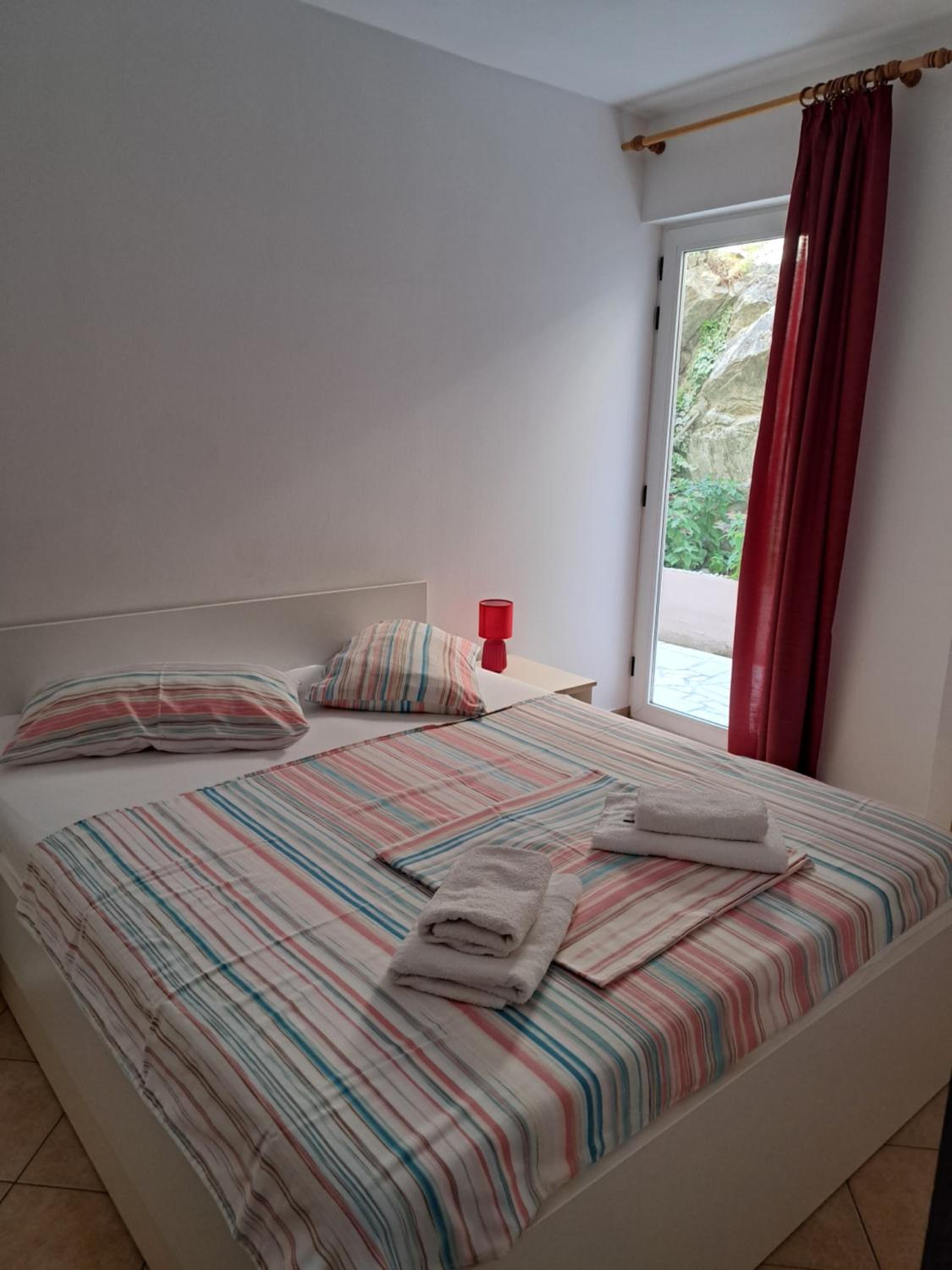 Apartment with Sea View - Photo 29