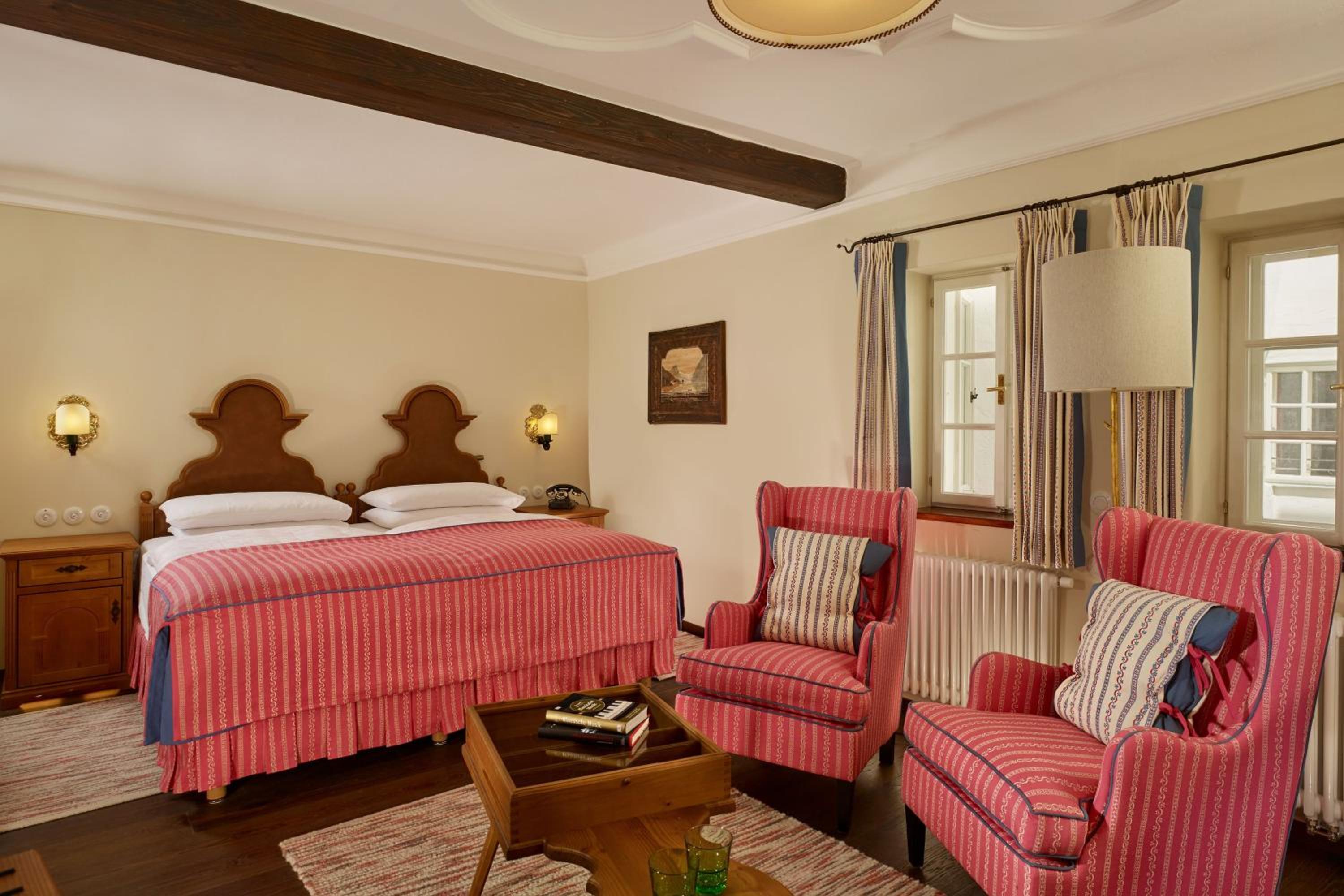 Classic Room, King - Photo 5