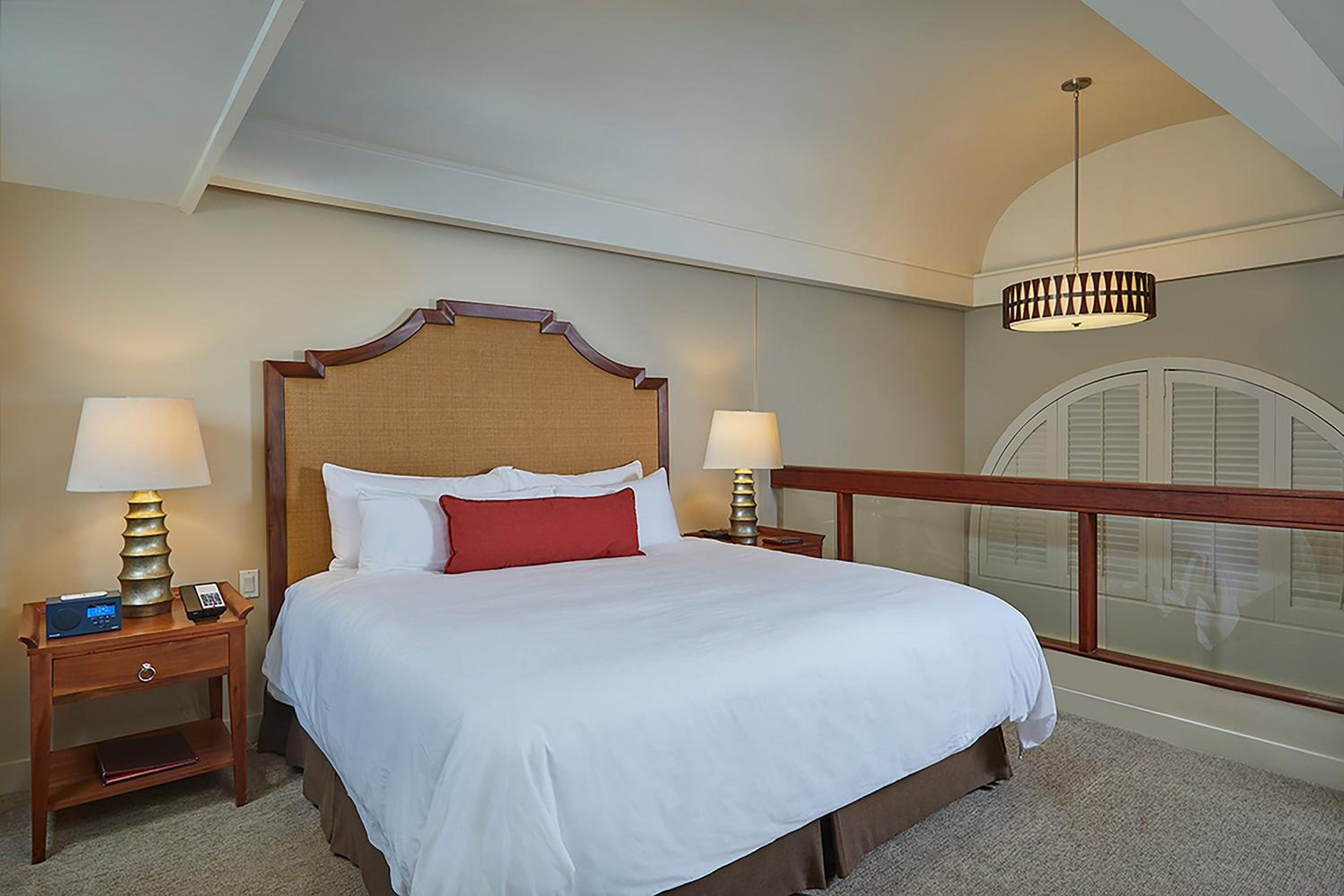 Mailani Loft Suite King