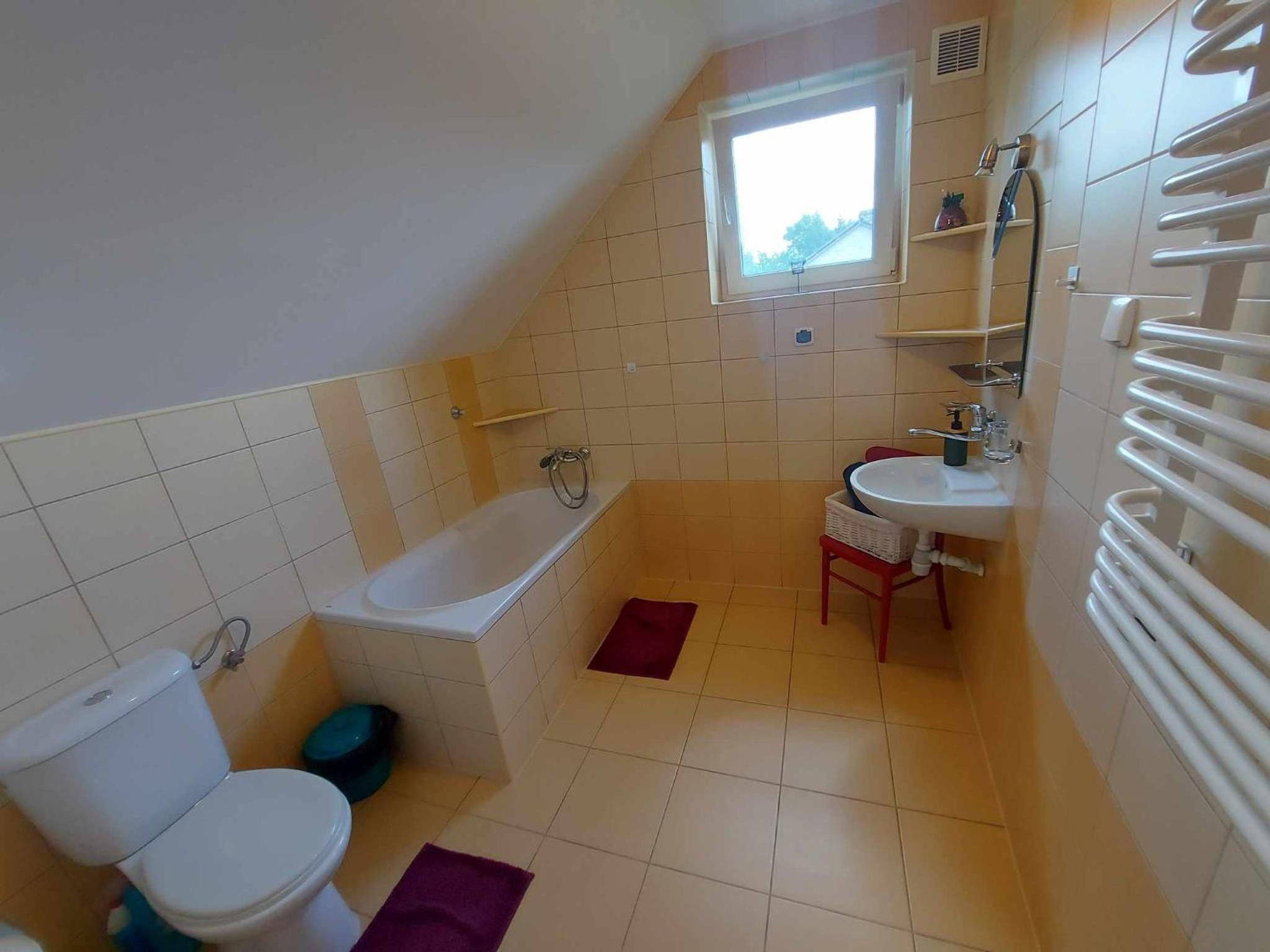 Double Room with Private Bathroom - Photo 1