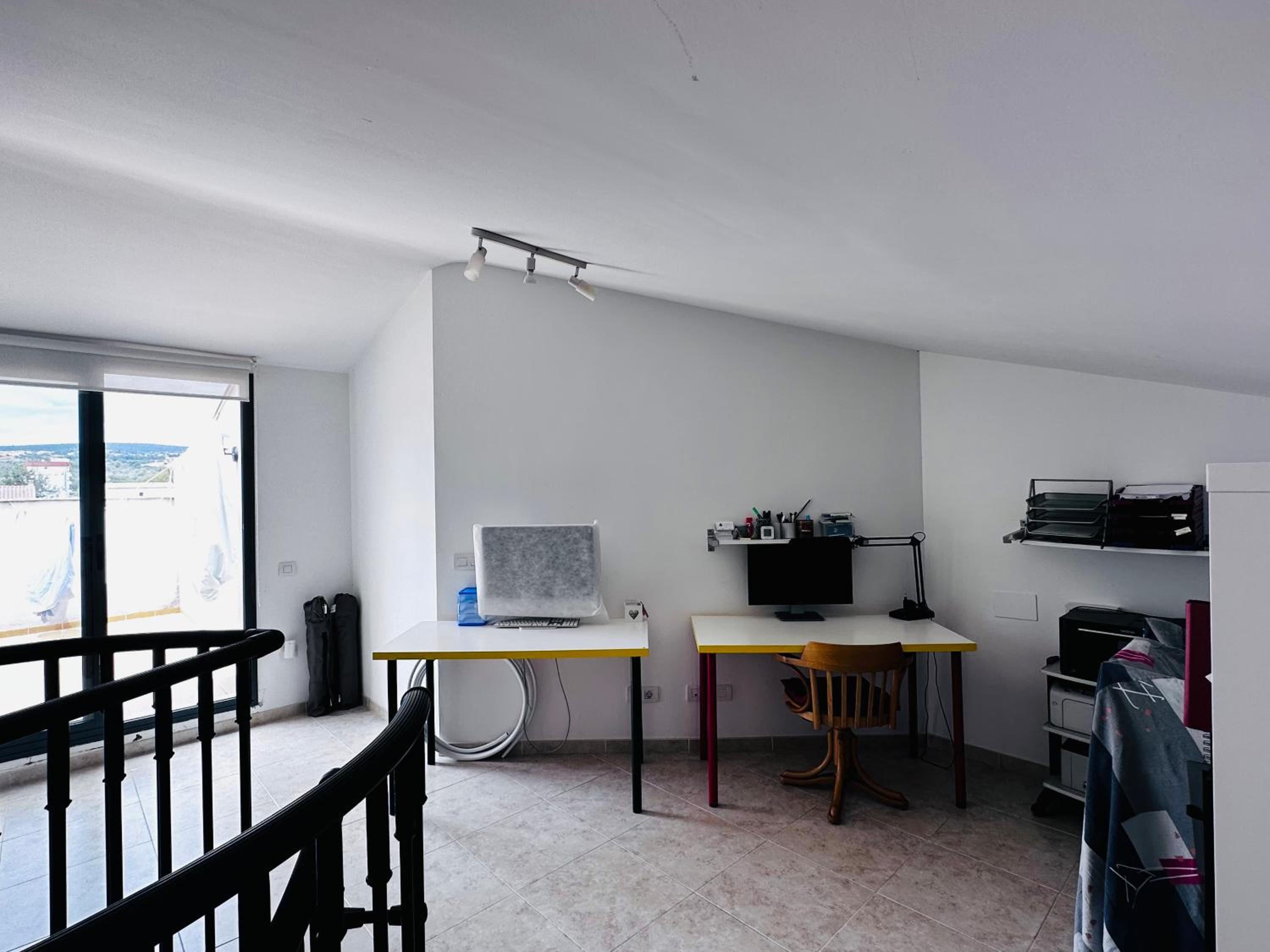 Three-Bedroom Apartment photo 2
