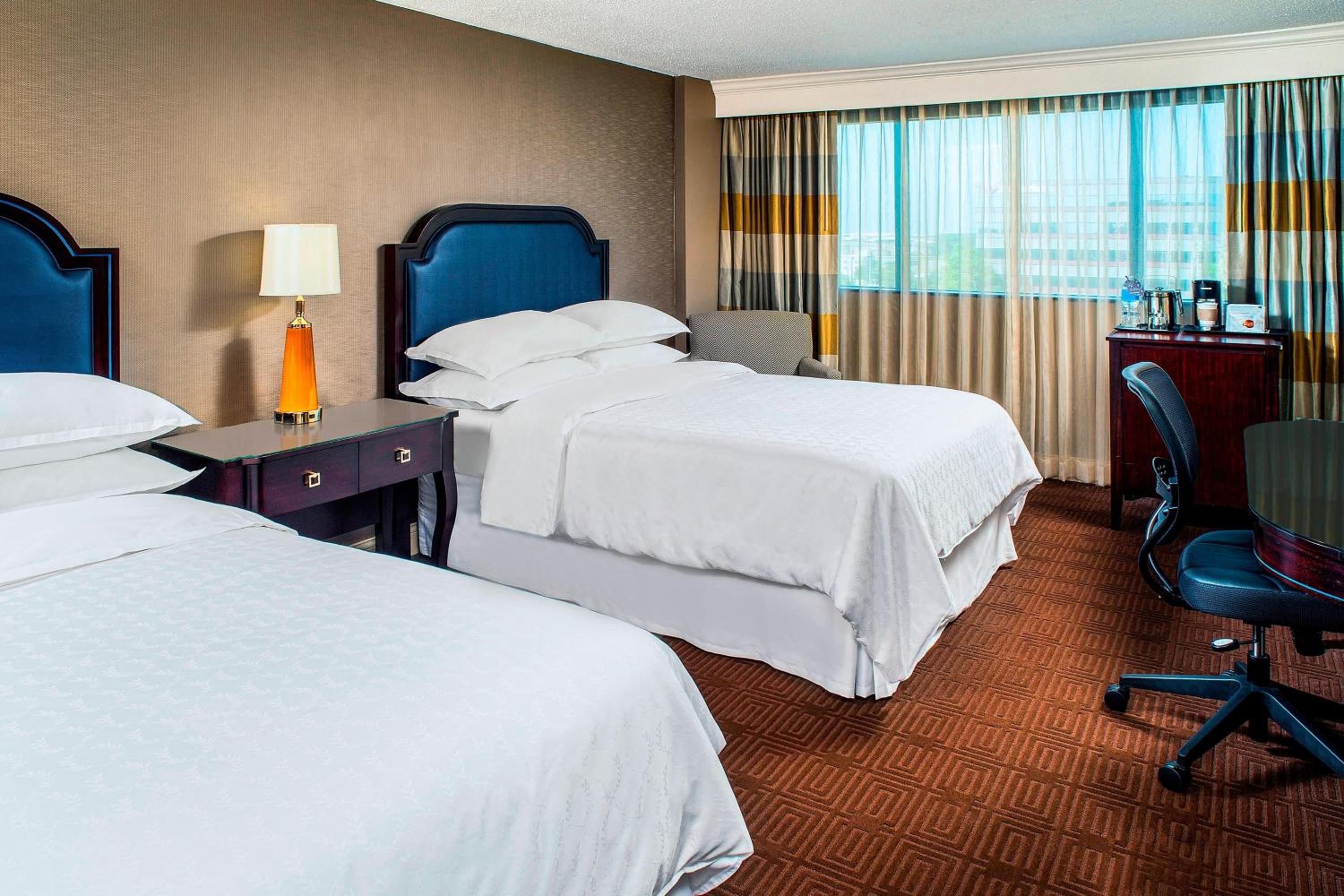 Double Room with Two Double Beds - Photo 1