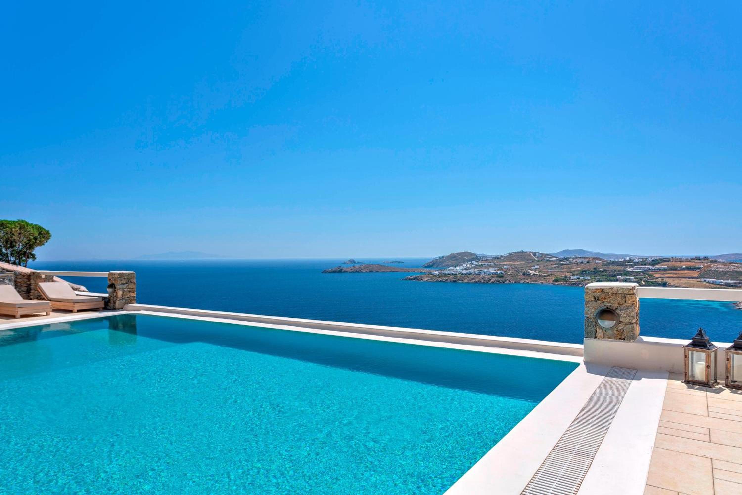 Diamond, 4 Bedroom Villa, Sea view, Balcony, Private pool