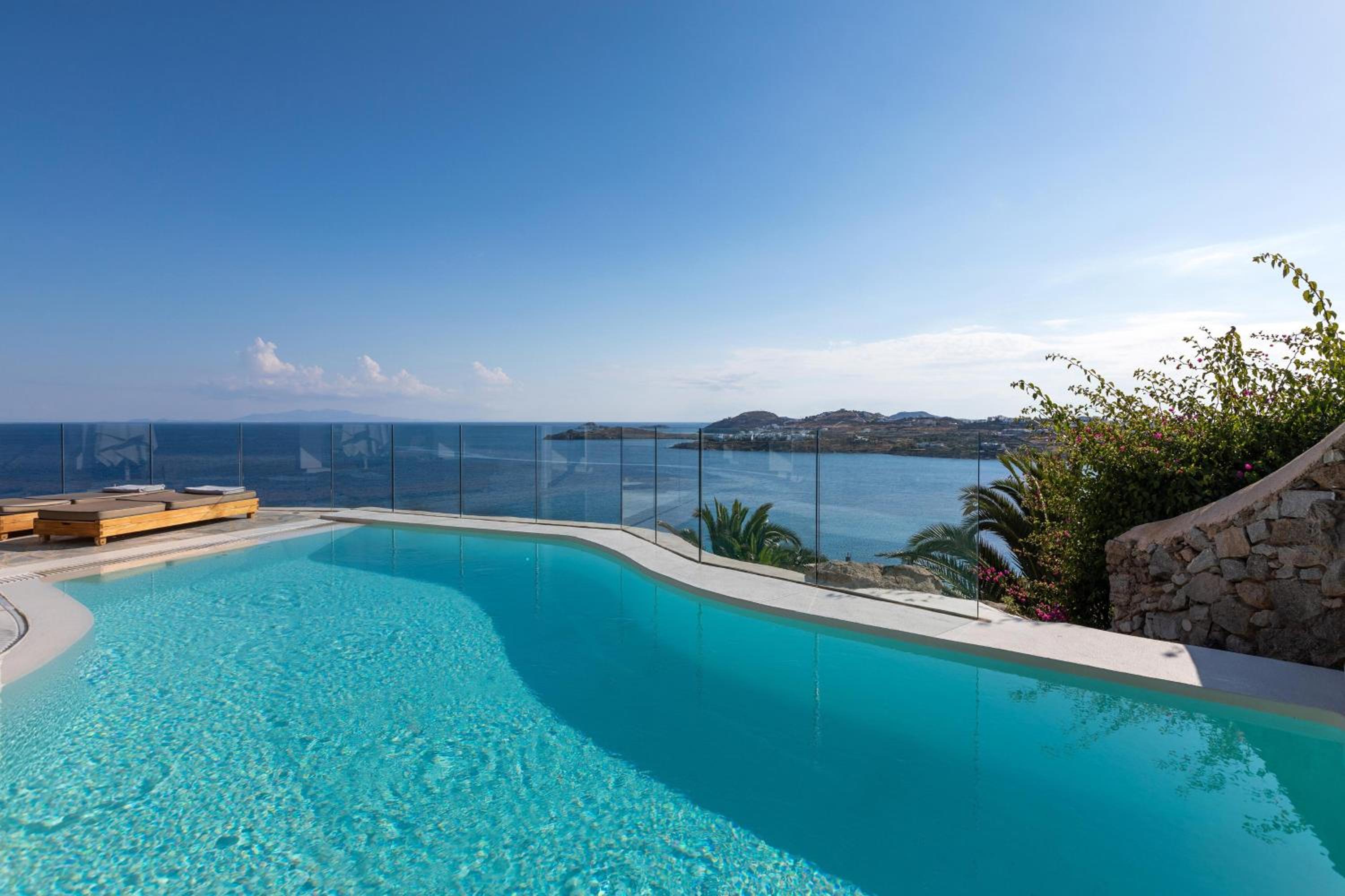Lapis Lazuli, 3 Bedroom Villa, Sea view, Balcony