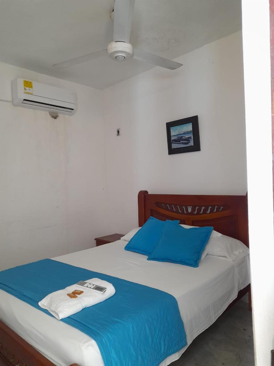 Double Room with Private Bathroom photo 1