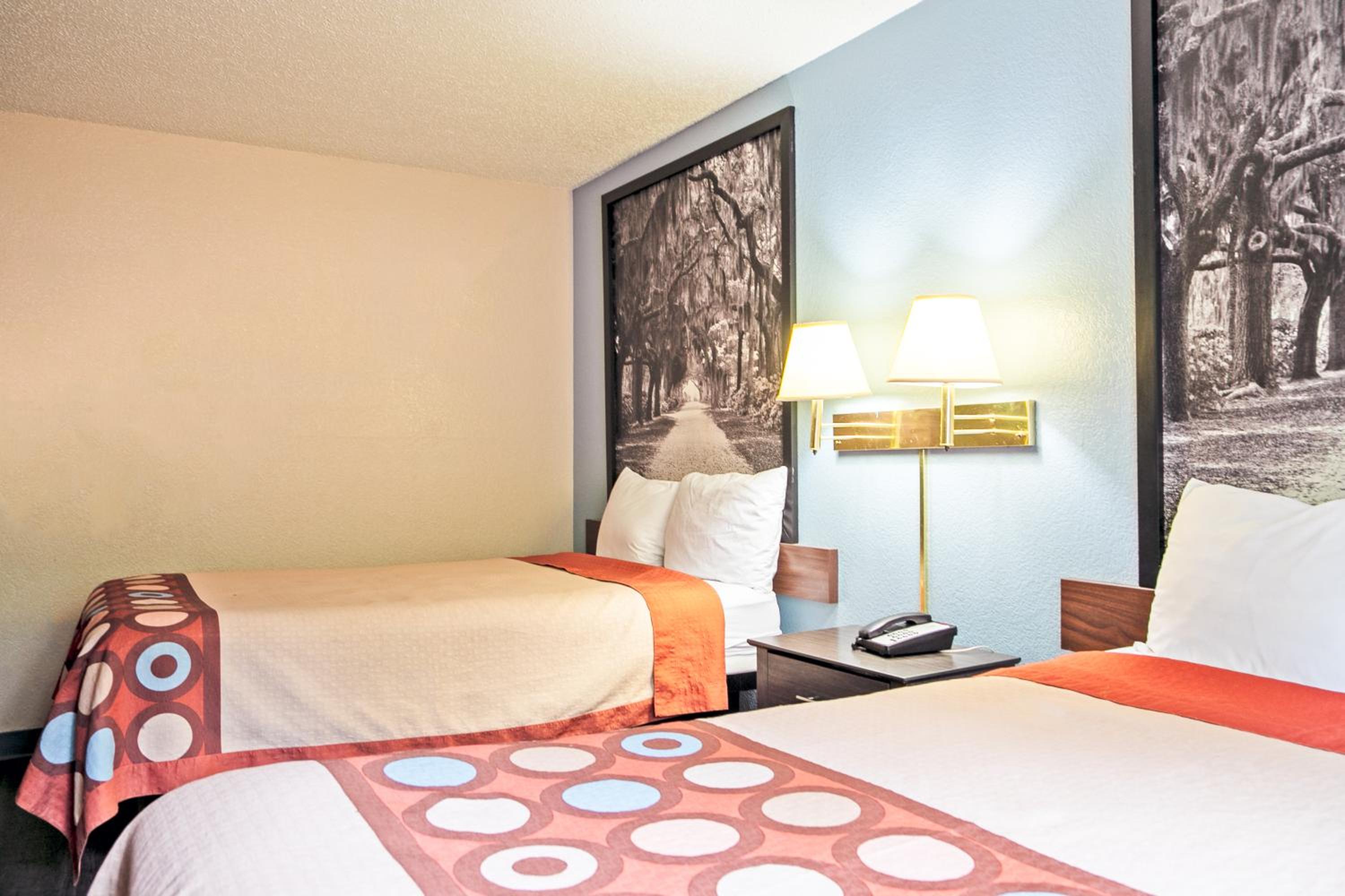 Double Room with Two Double Beds - Non-Smoking photo 2