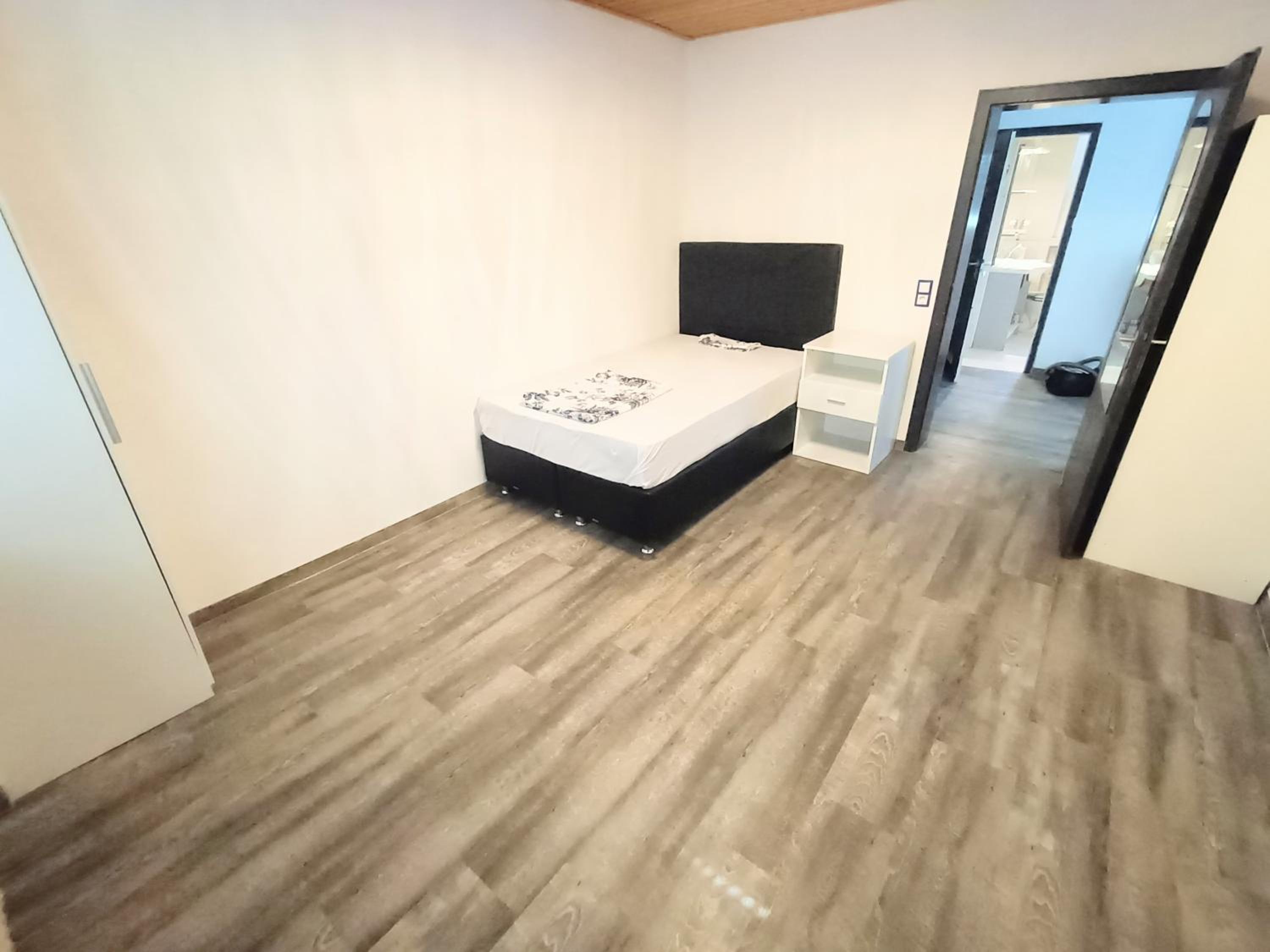 Three-Bedroom Apartment photo 1