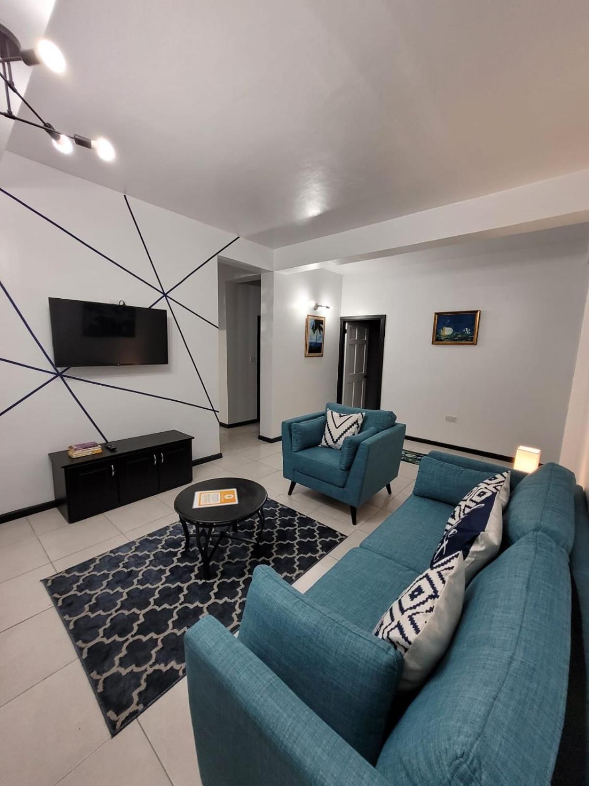 Two-Bedroom Apartment photo 2