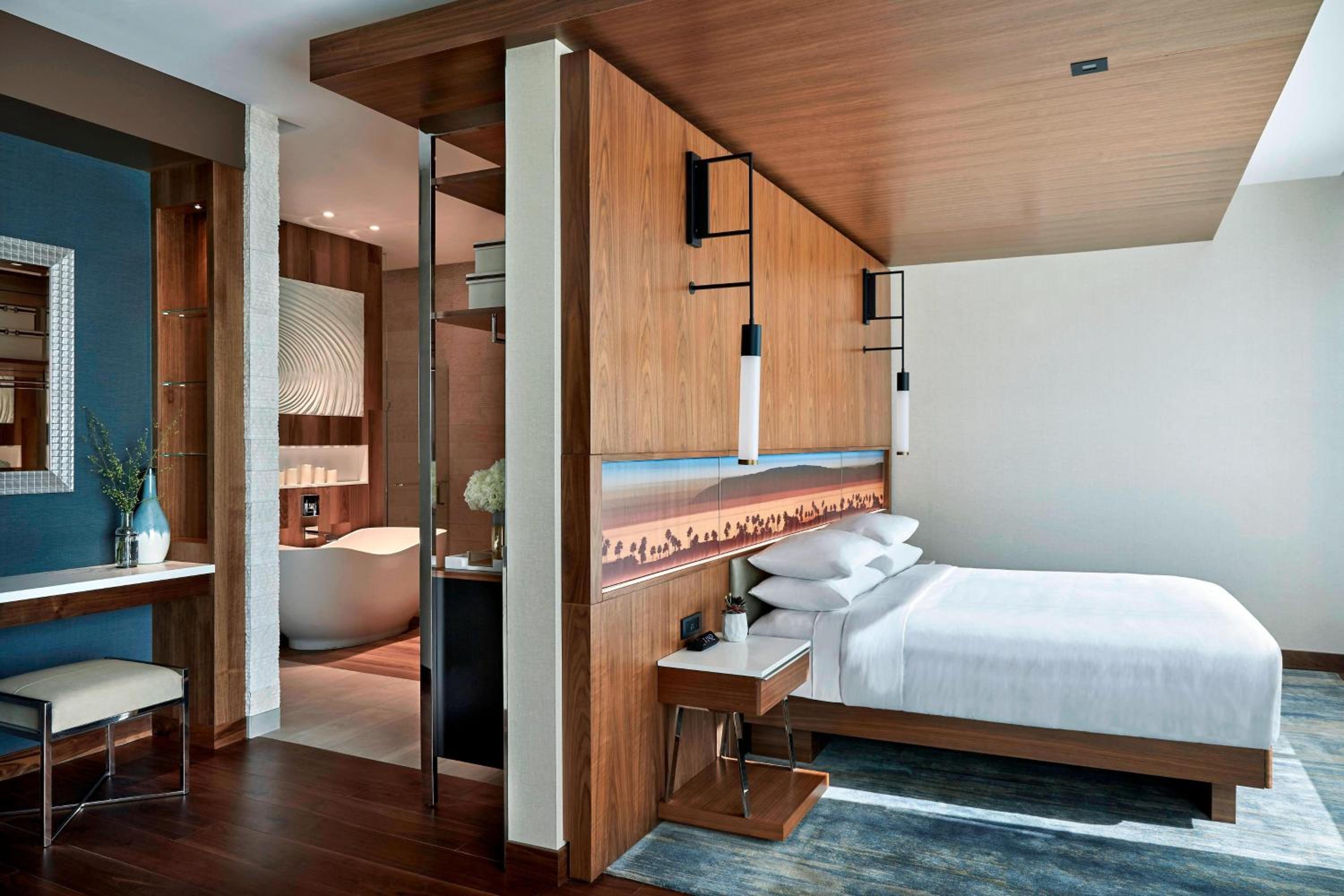Presidential Suite, 1 Bedroom Suite, 1 King photo 1