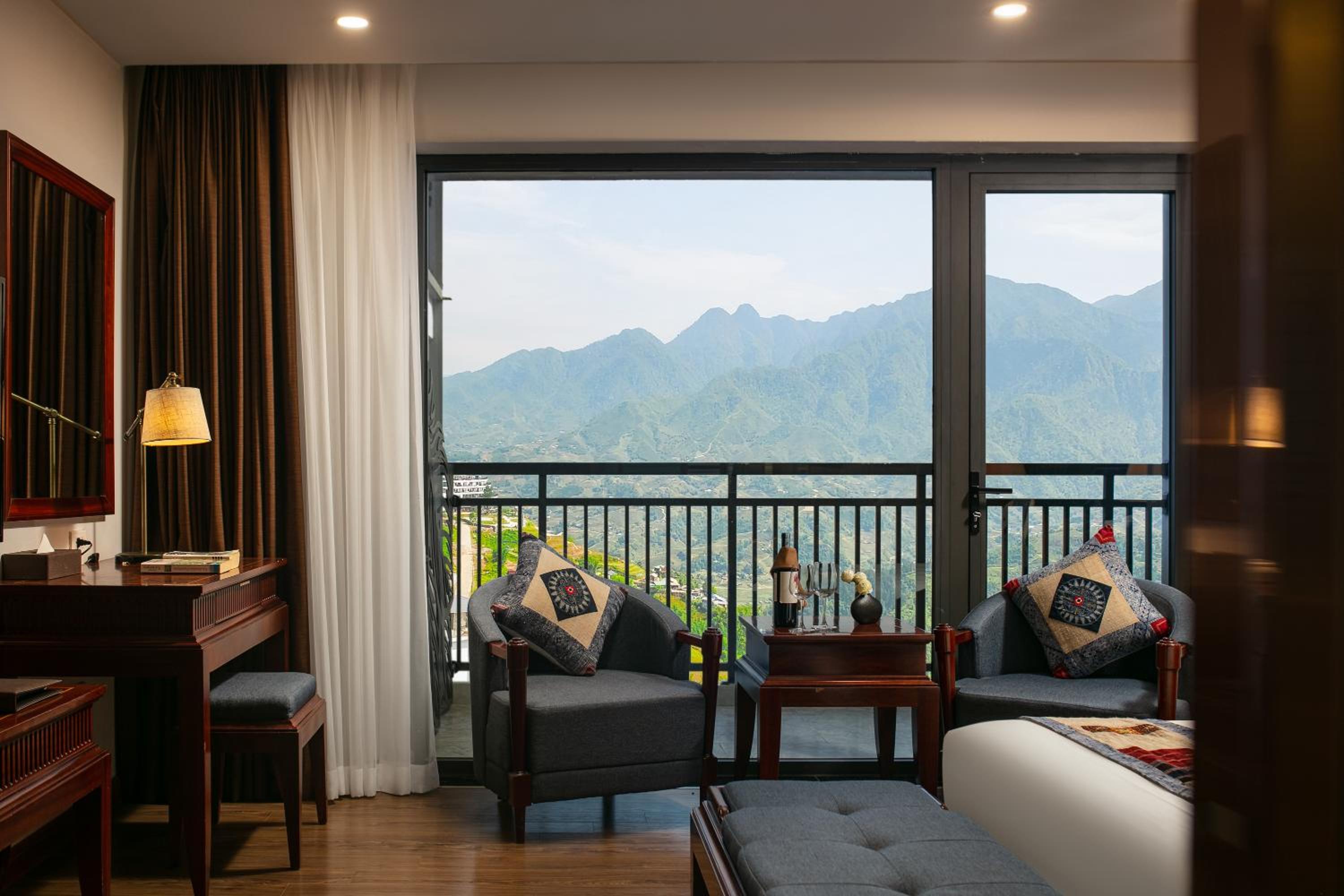 Grand Mountain View - Photo 3