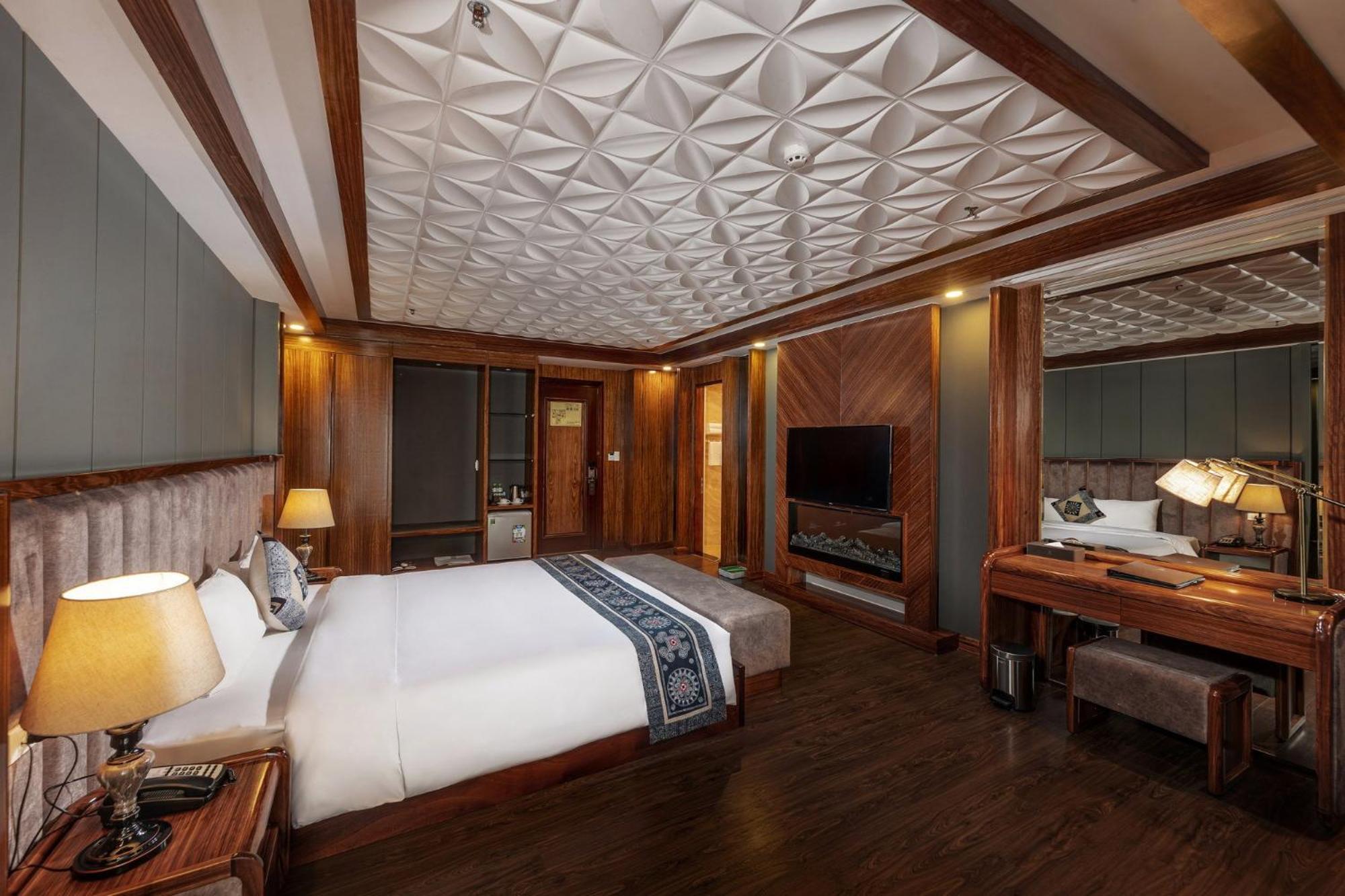 Bamboo Suite - Photo 8
