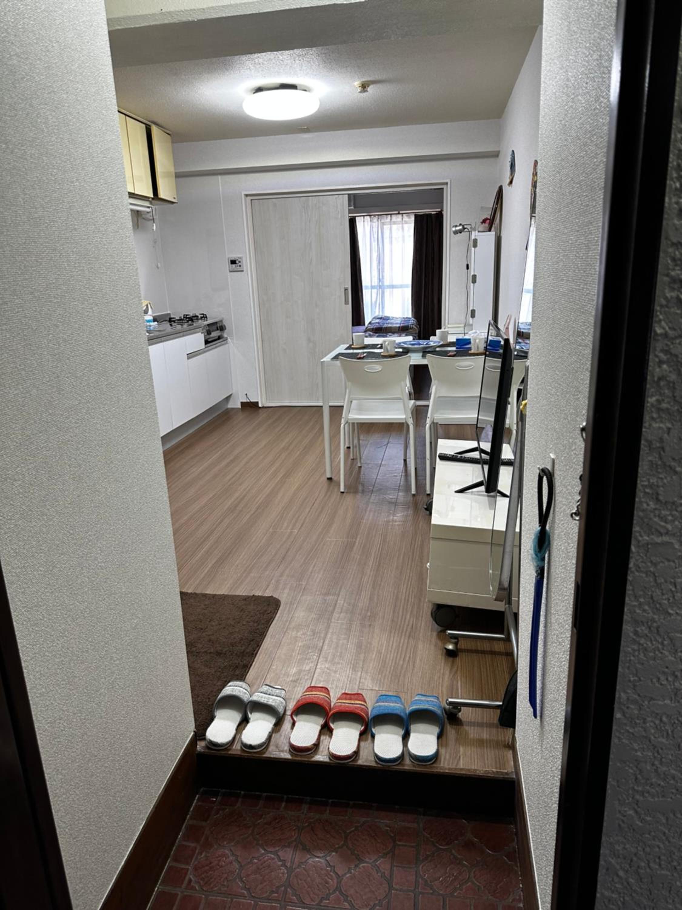 One-Bedroom Apartment photo 3