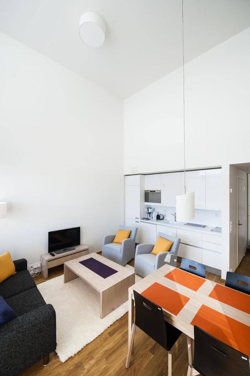 Apartment - Split Level photo 2