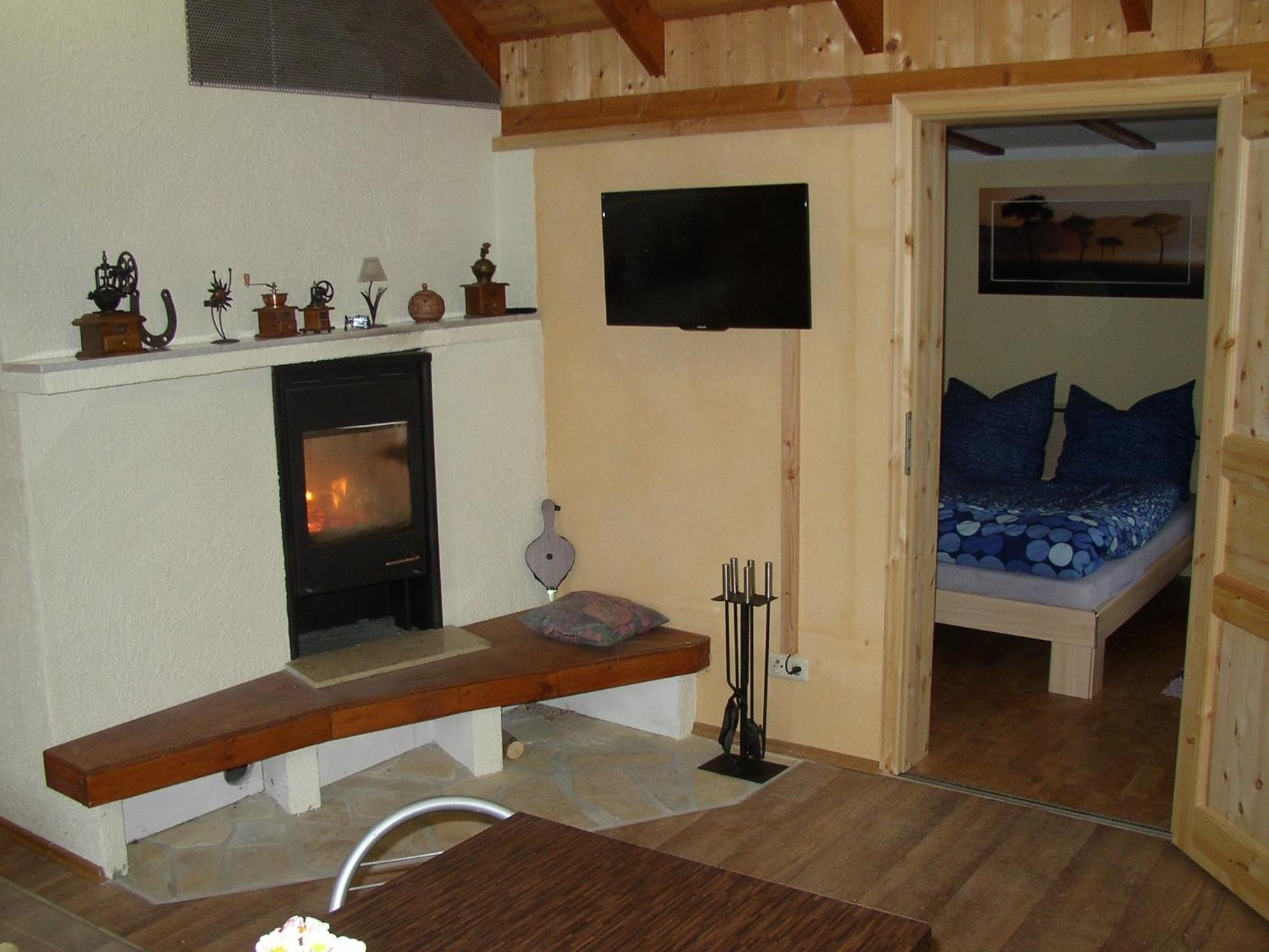 Apartment with Terrace - Photo 4