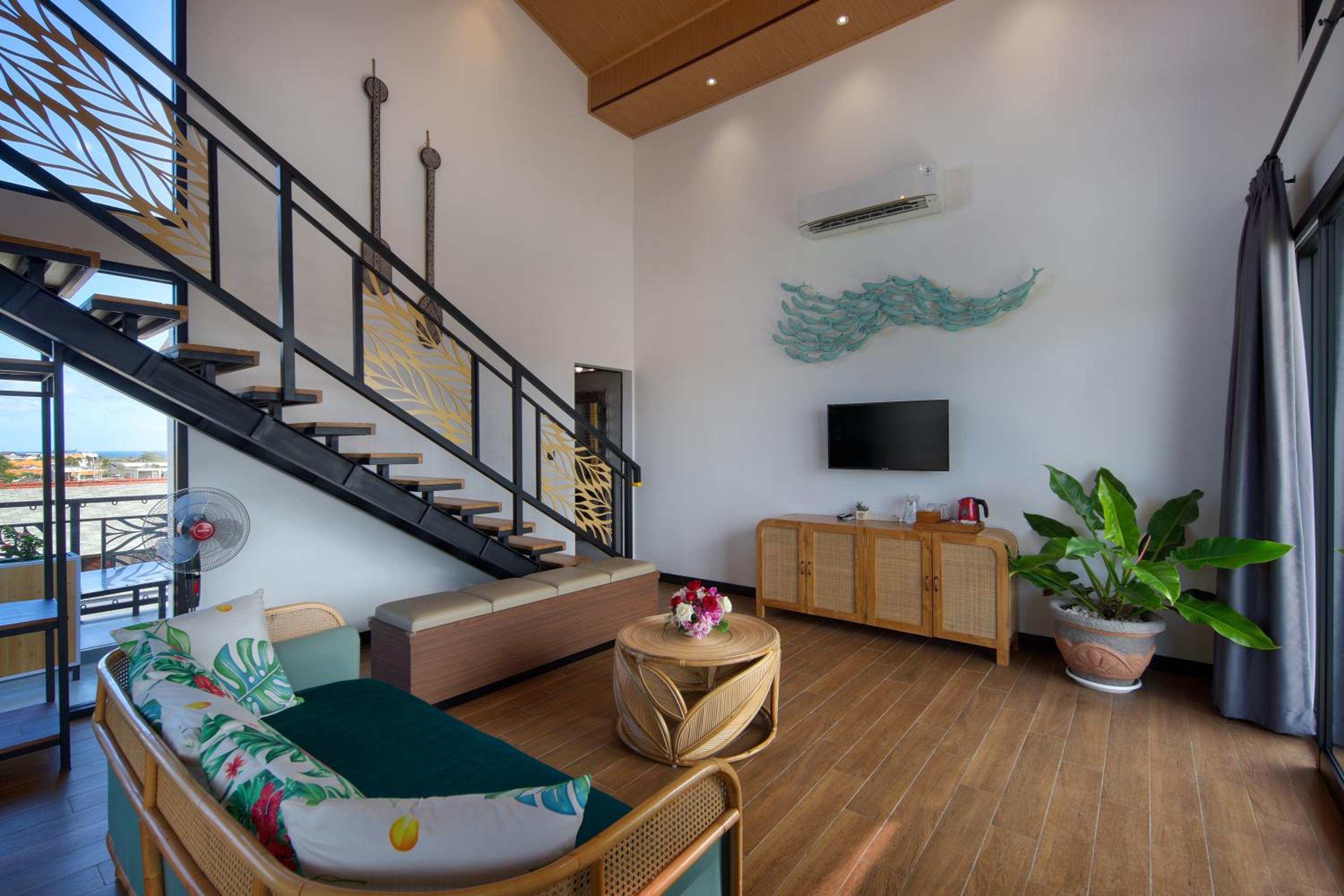 Loft photo 2