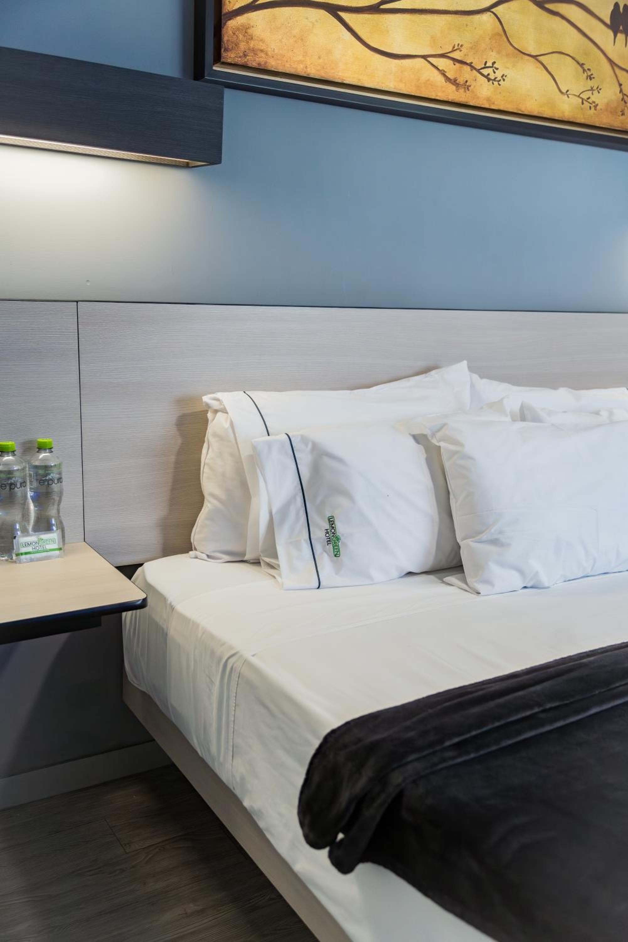 Double Room - Photo 22