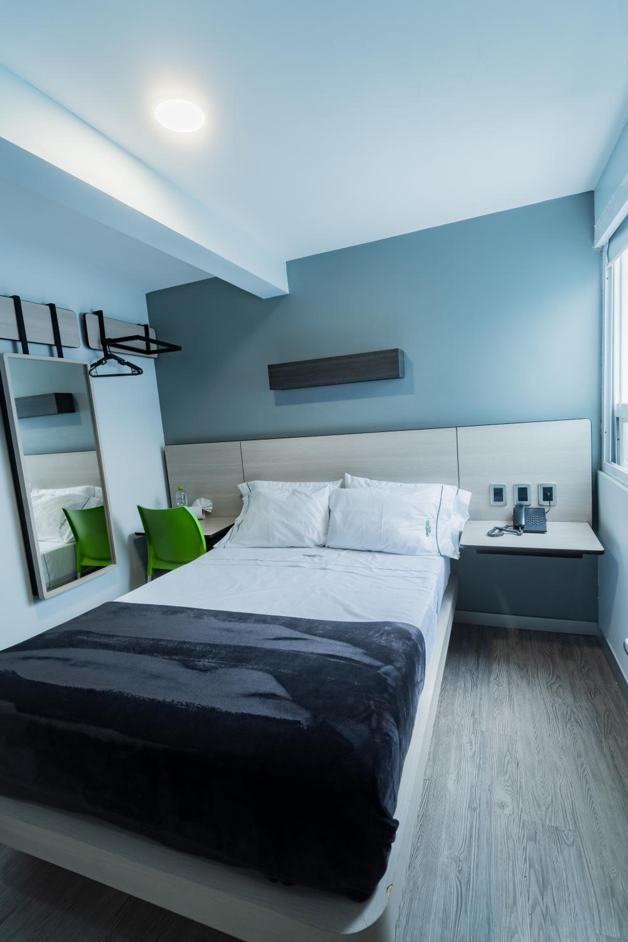 Double Room - Photo 18