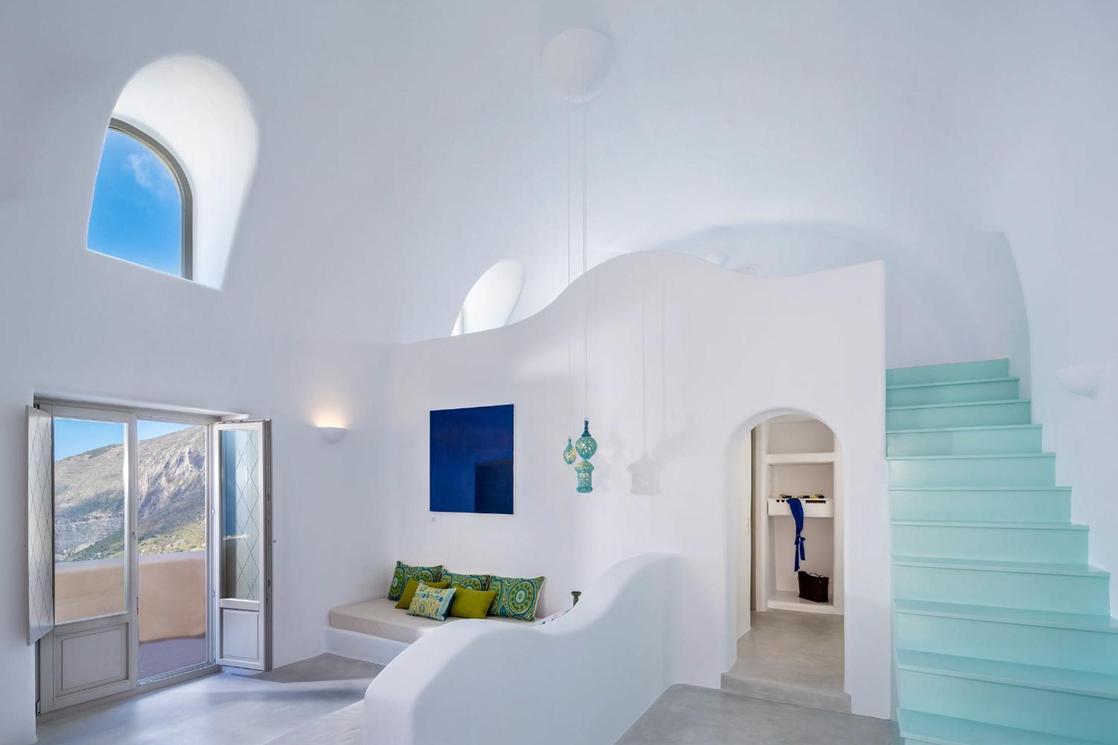 Private Superior Suite with Outdoor Heated Tub photo 2