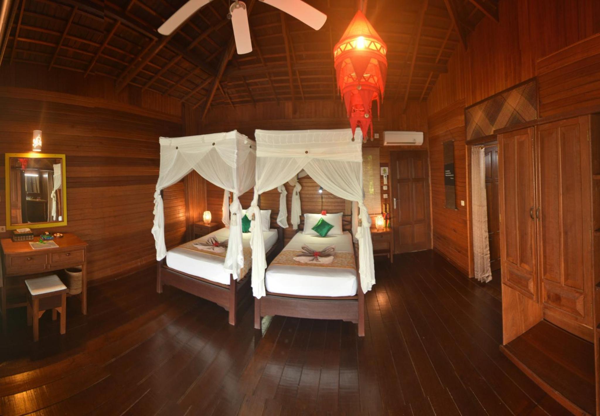 Deluxe Double Room with Balcony and Sea View photo 1