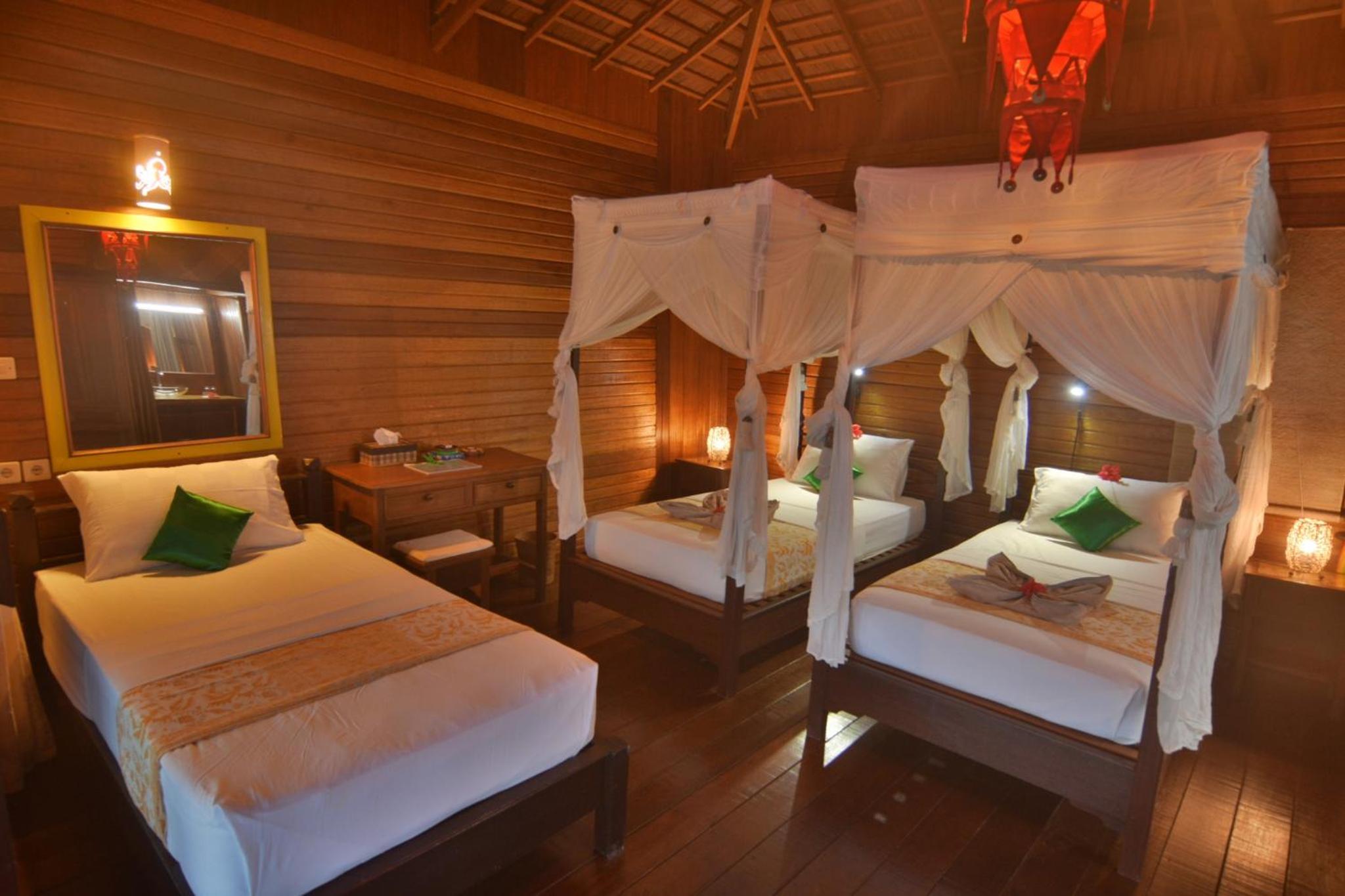 Deluxe Triple Room with Sea View photo 1