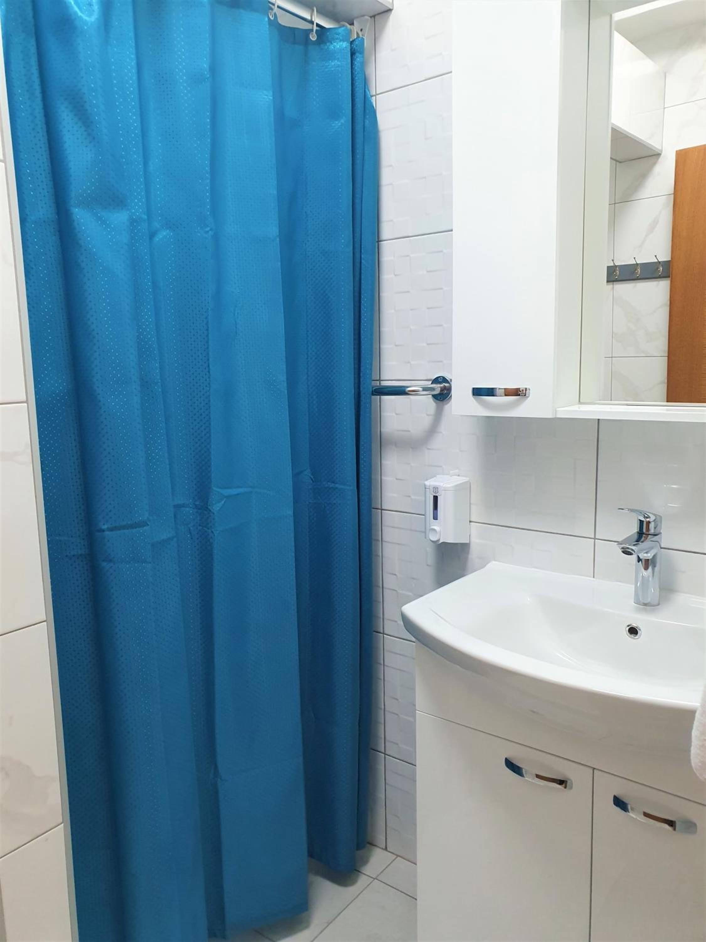 Double Room - Photo 2