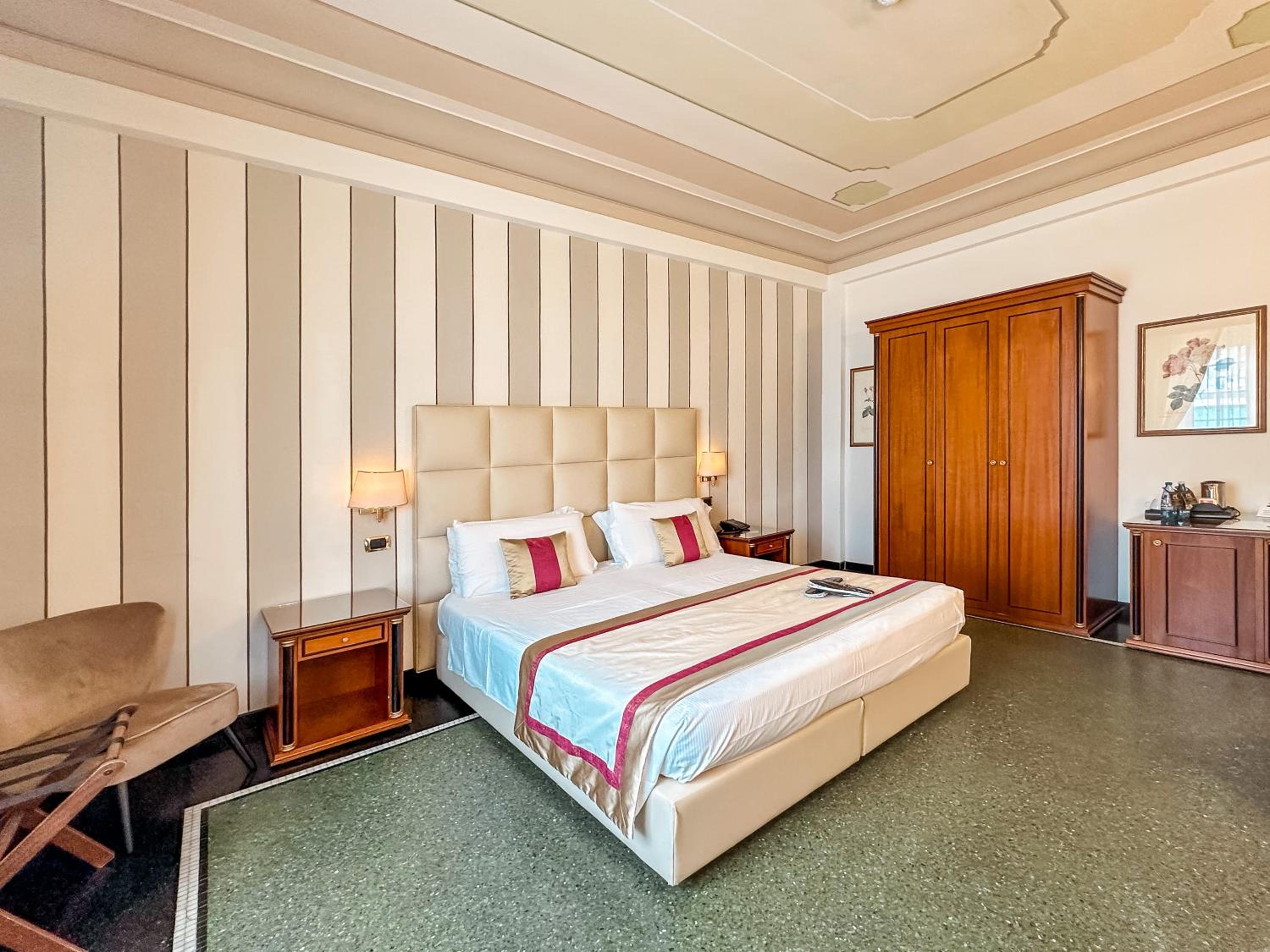 Superior Double Room - Photo 3