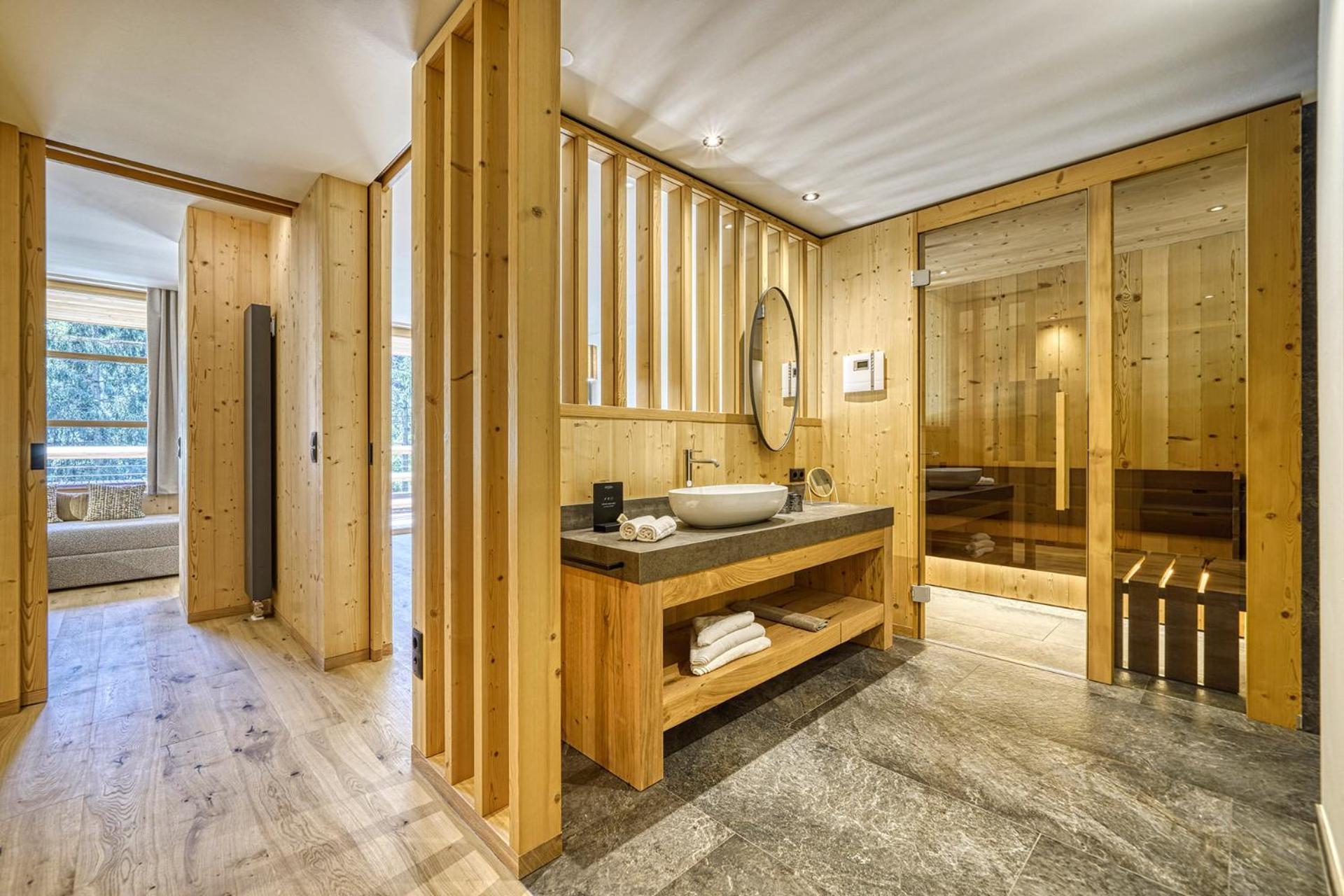 Suite with Sauna - Photo 2